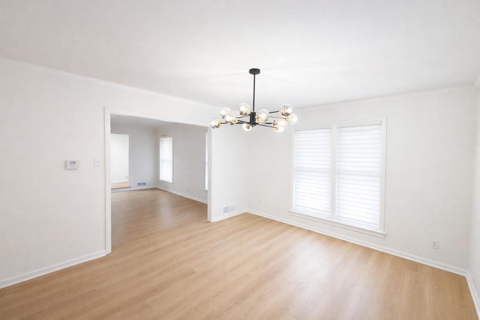 3122 Glenfinnan Rd Property Photo 4