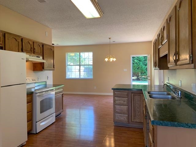3912 Autumn Harvest Ln Property Photo 4