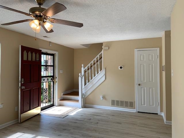 1682 Smokehouse Dr Property Photo 2