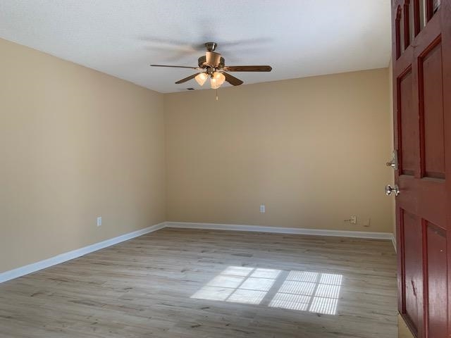 1682 Smokehouse Dr Property Photo 3