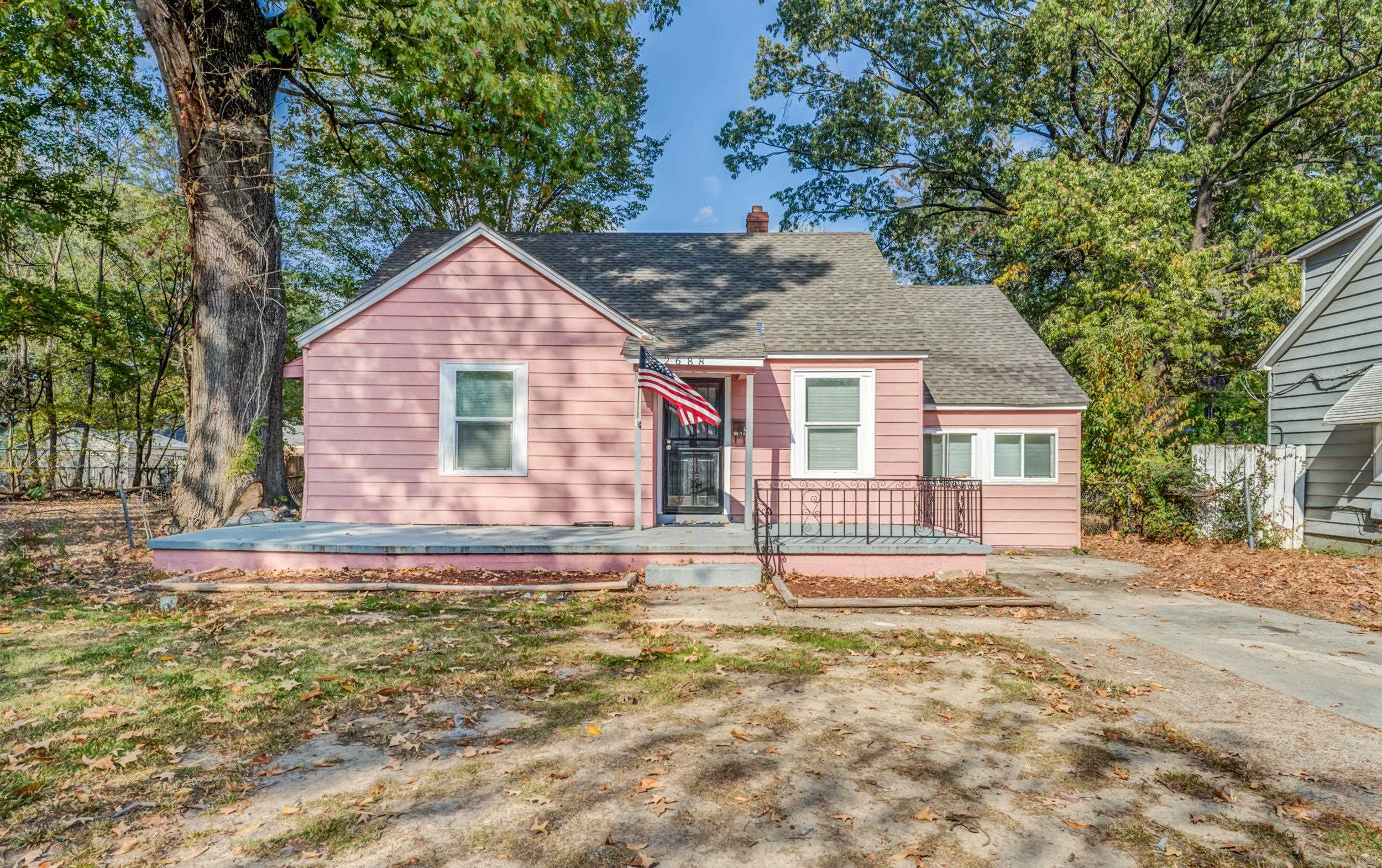 2688 BROWNING AVE Property Photo 1