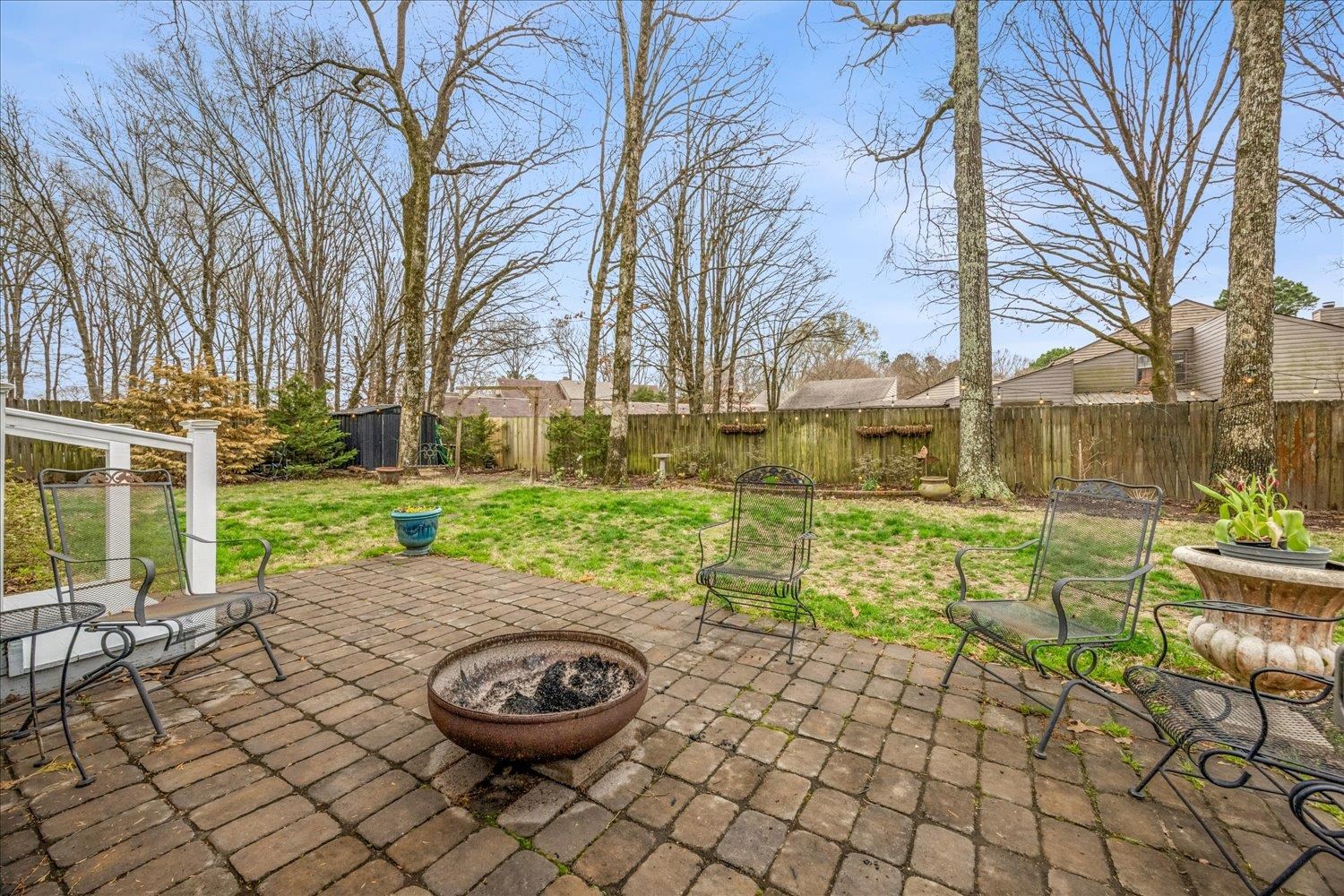 8193 Kimbrook Dr Property Photo 30