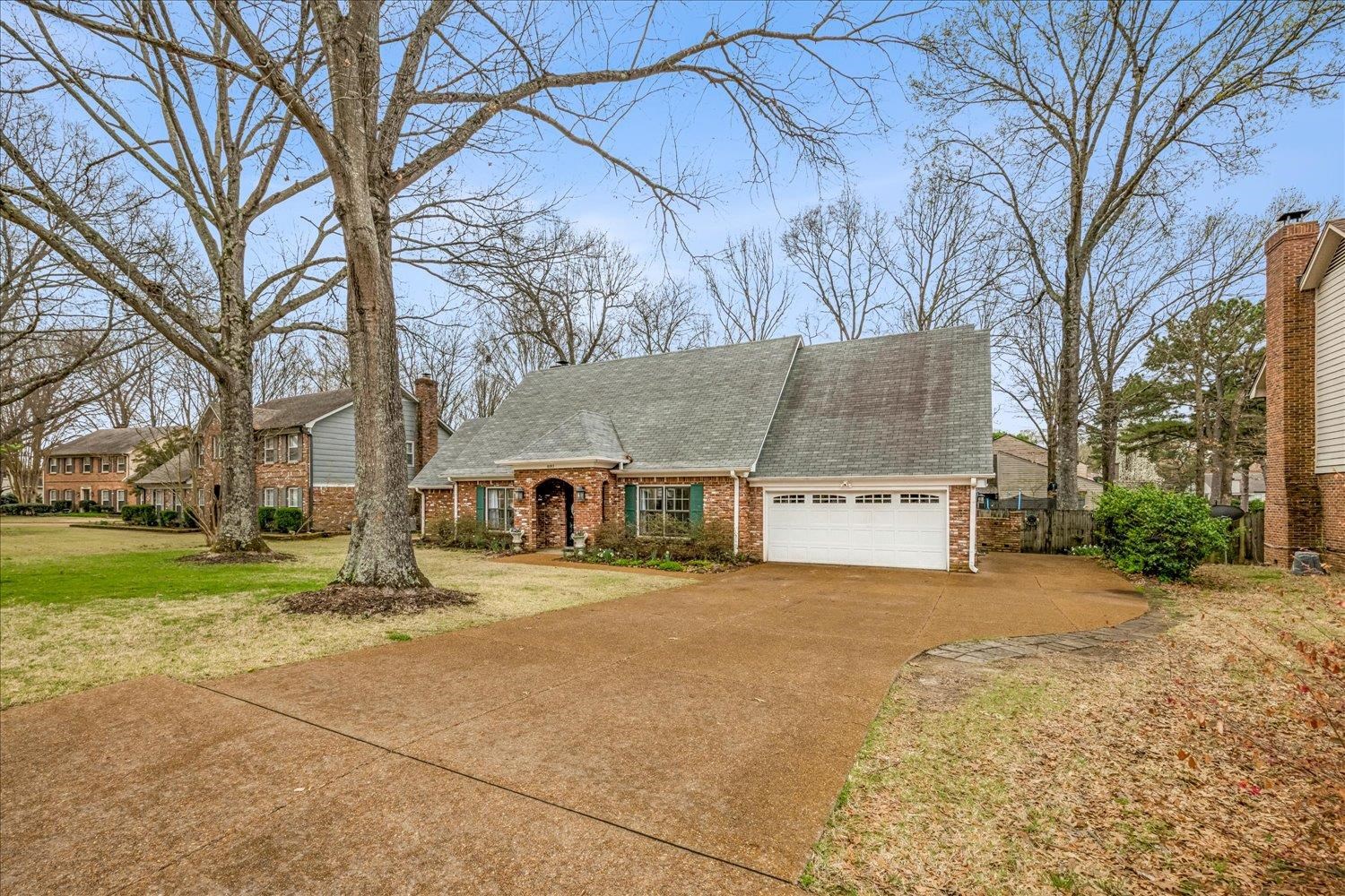 8193 Kimbrook Dr Property Photo 37