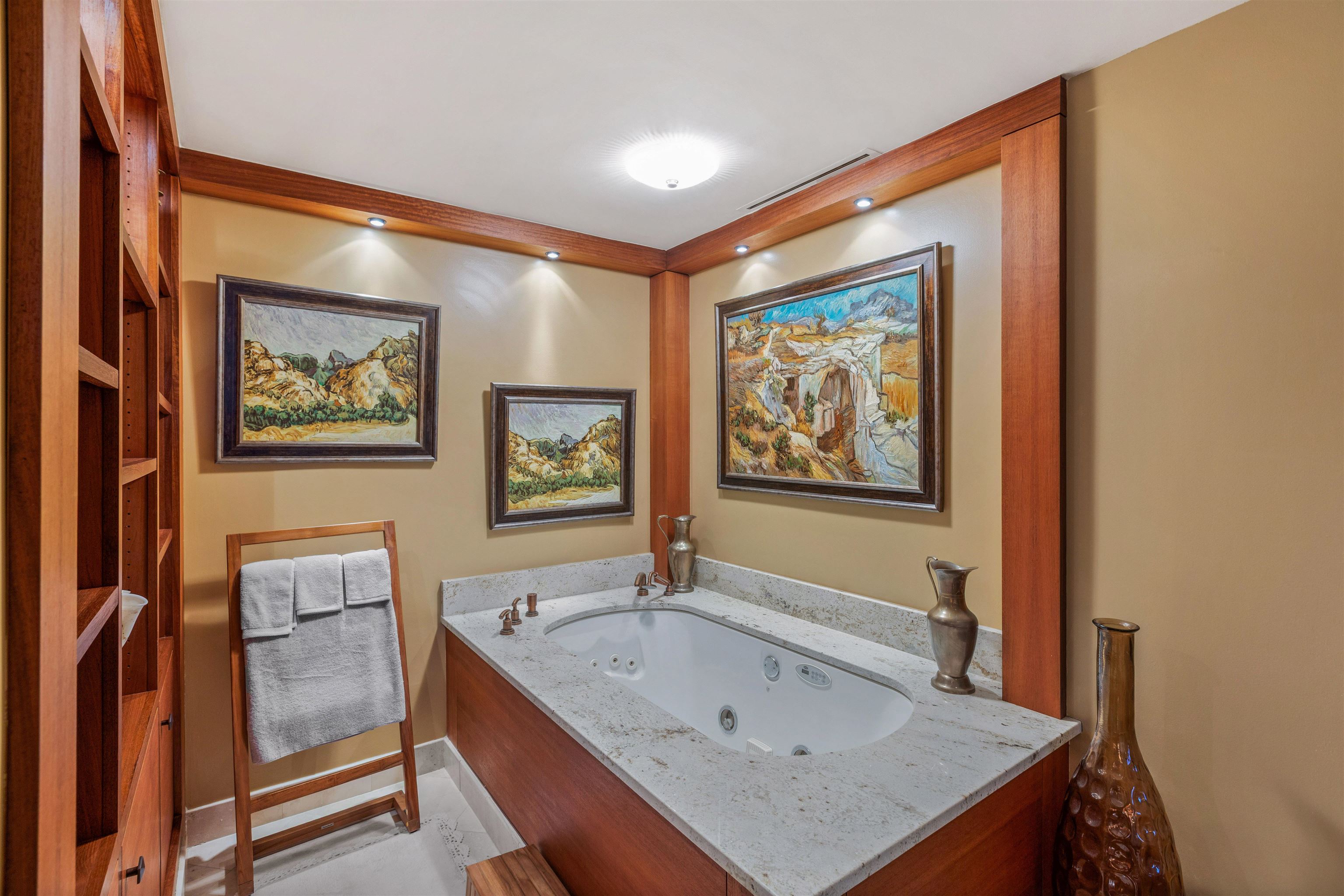 655 S Riverside Dr 1208 Property Photo 19
