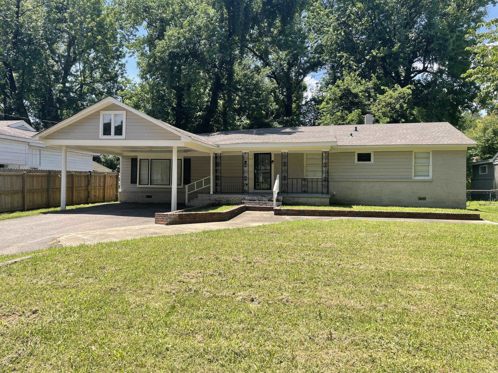 3339 Redbud Rd Property Photo 1