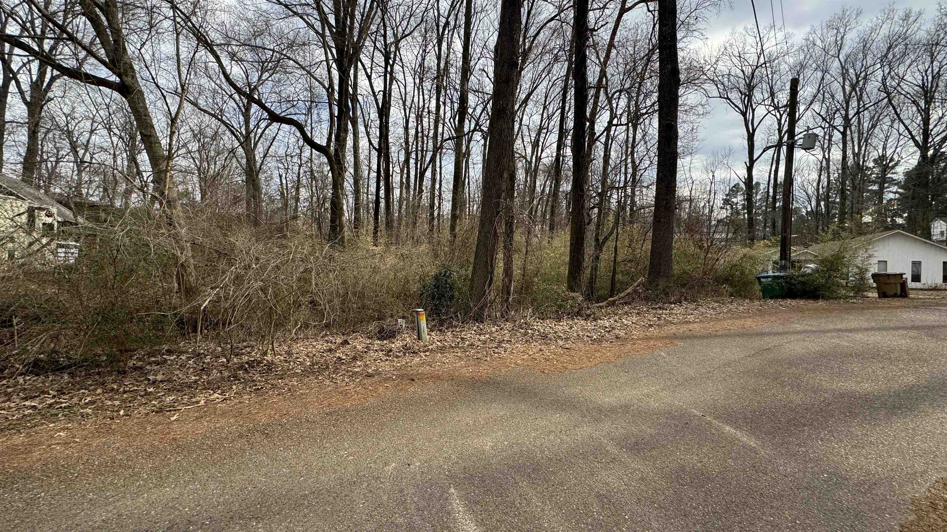 5711 Green Valley Rd Property Photo 3