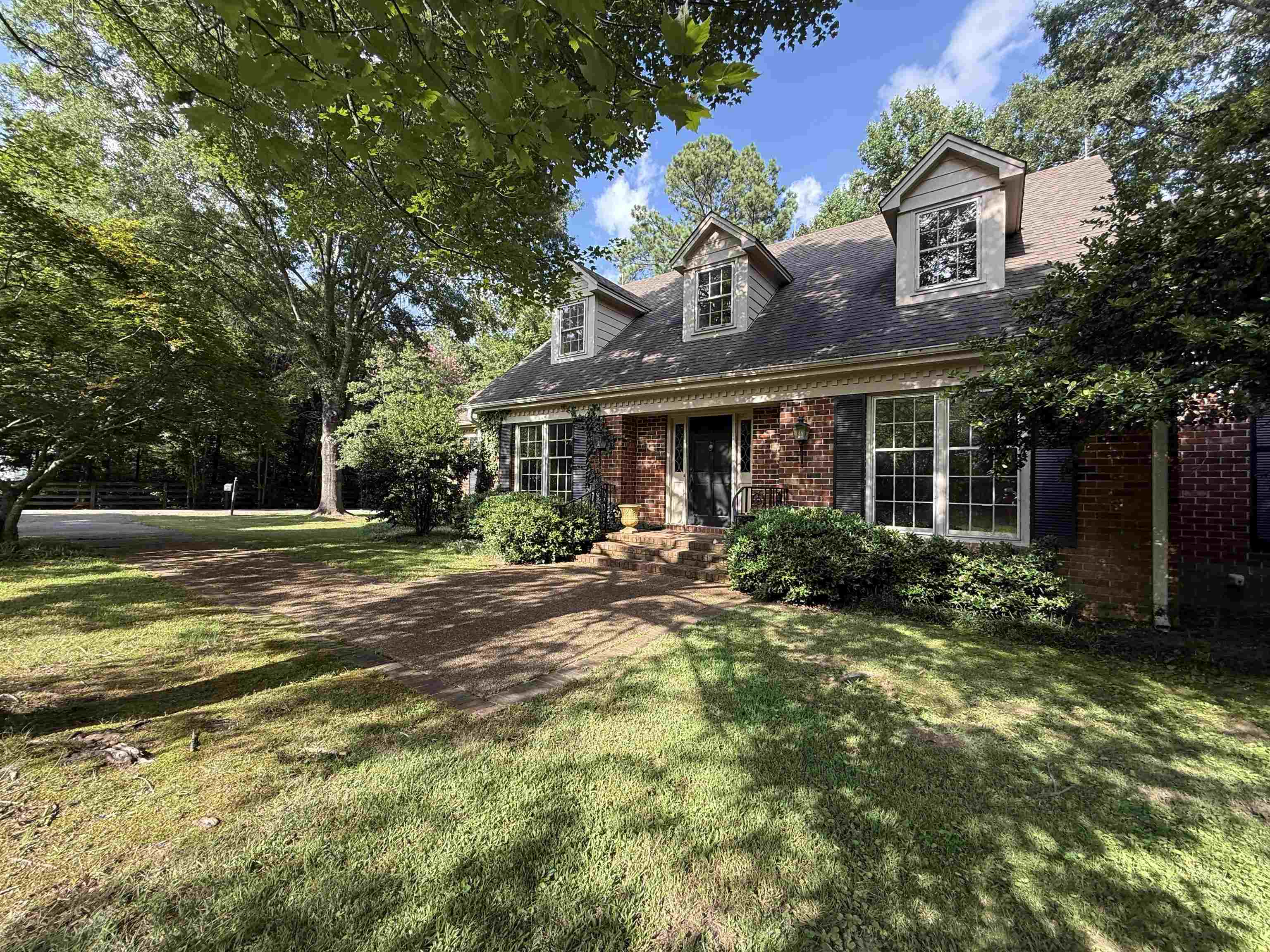 15680 64 Hwy Property Photo 3