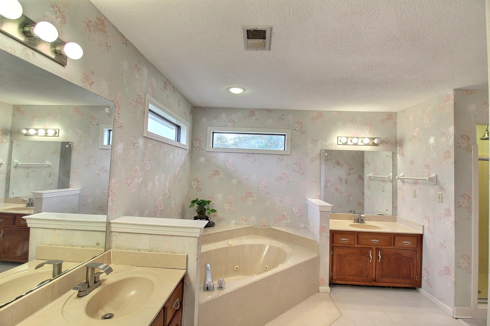 647 Winlawn Dr Property Photo 15