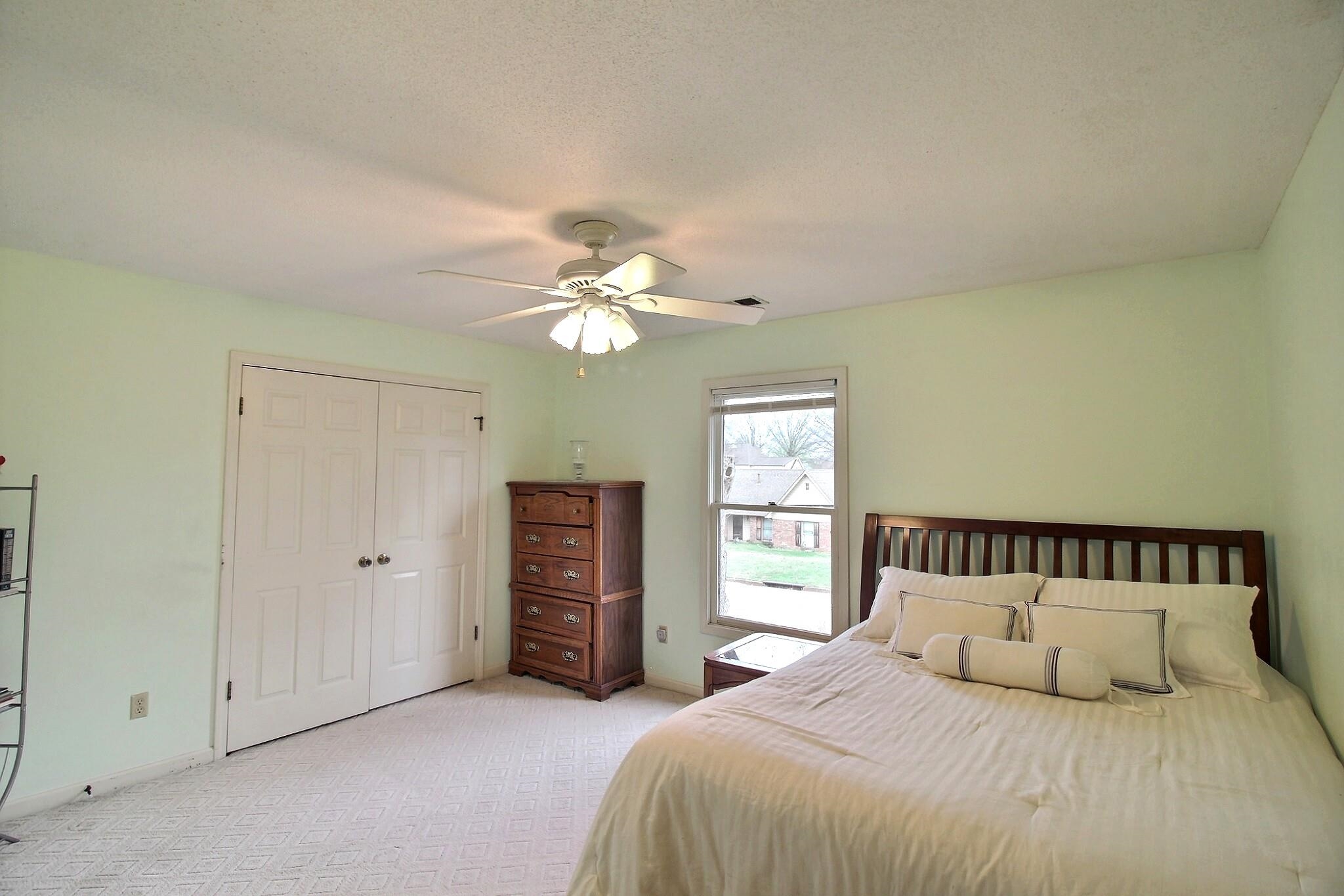 647 Winlawn Dr Property Photo 17