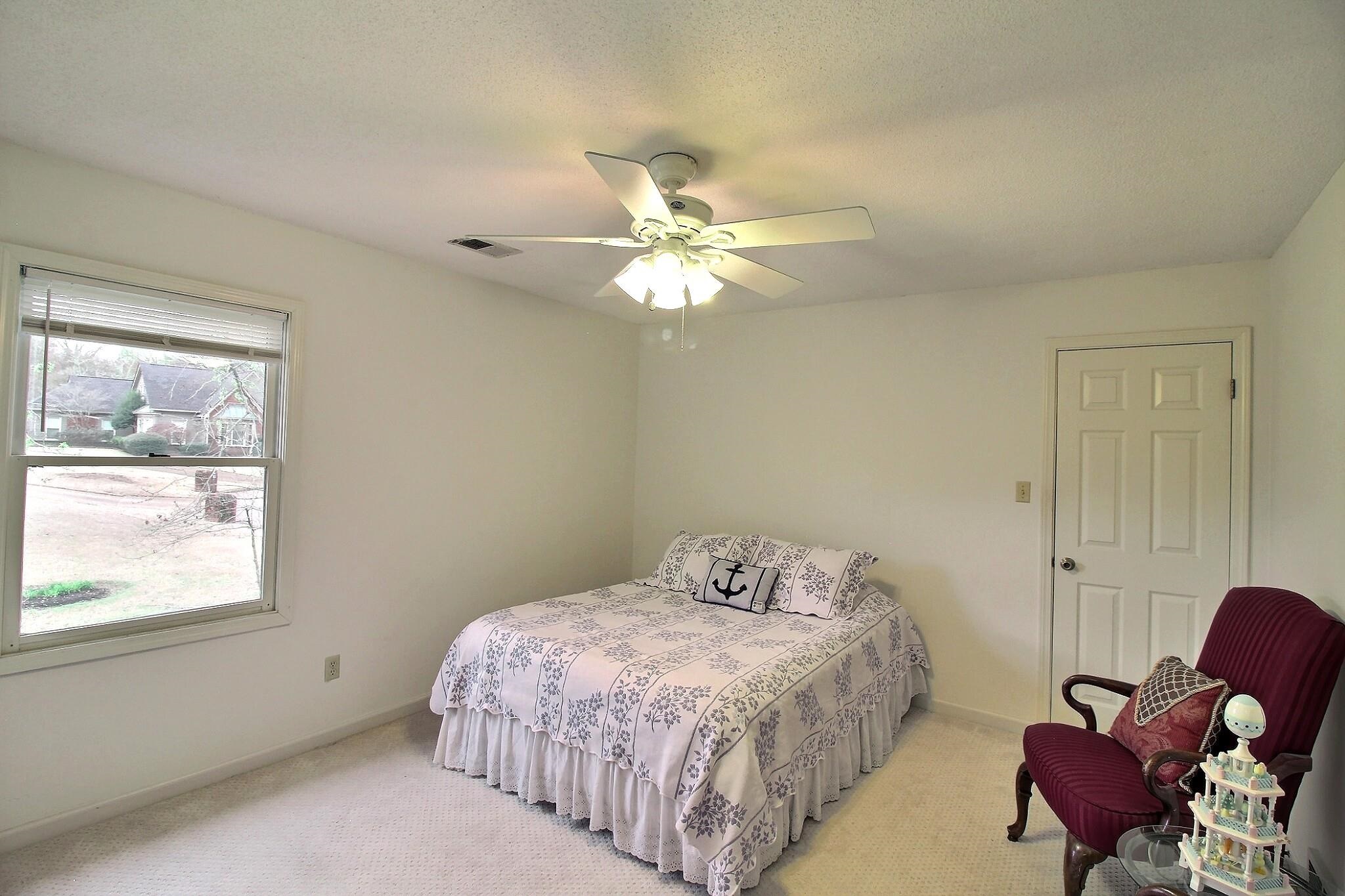 647 Winlawn Dr Property Photo 19