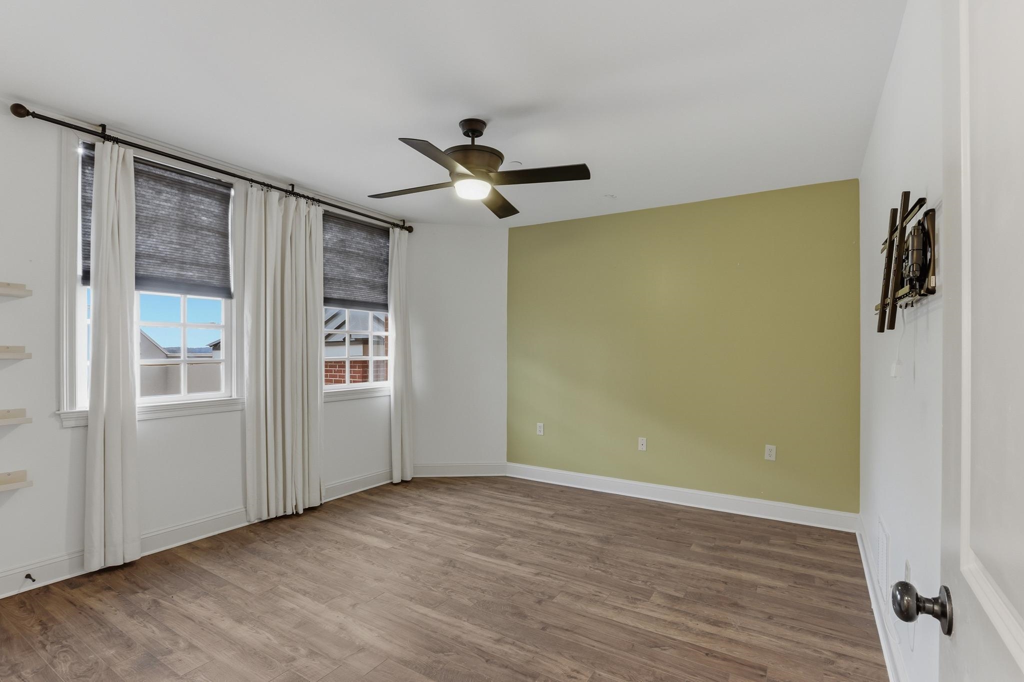 65 E Pontotoc Ave 303 Property Photo 30