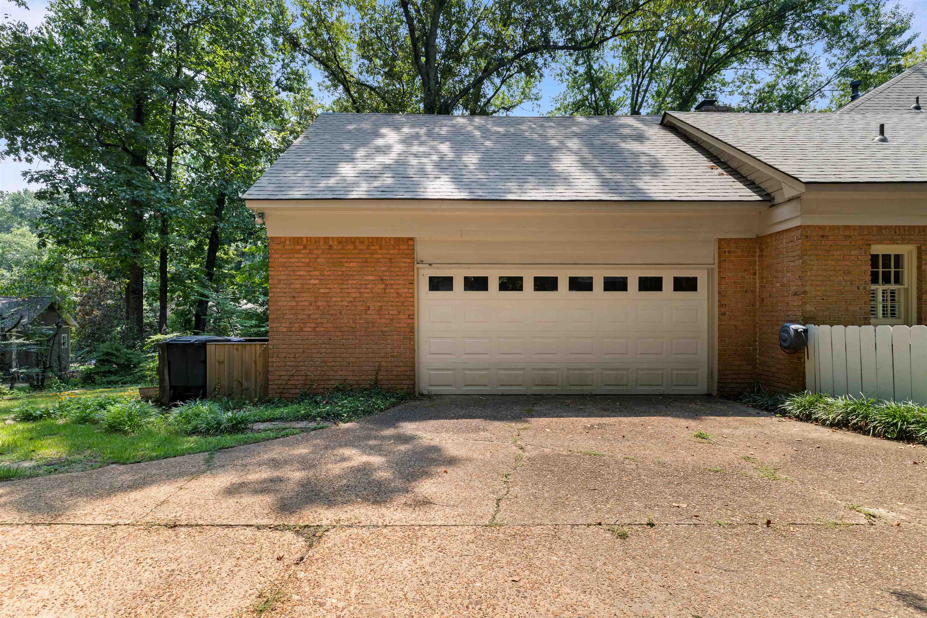 2784 Fox Creek Dr Property Photo 8