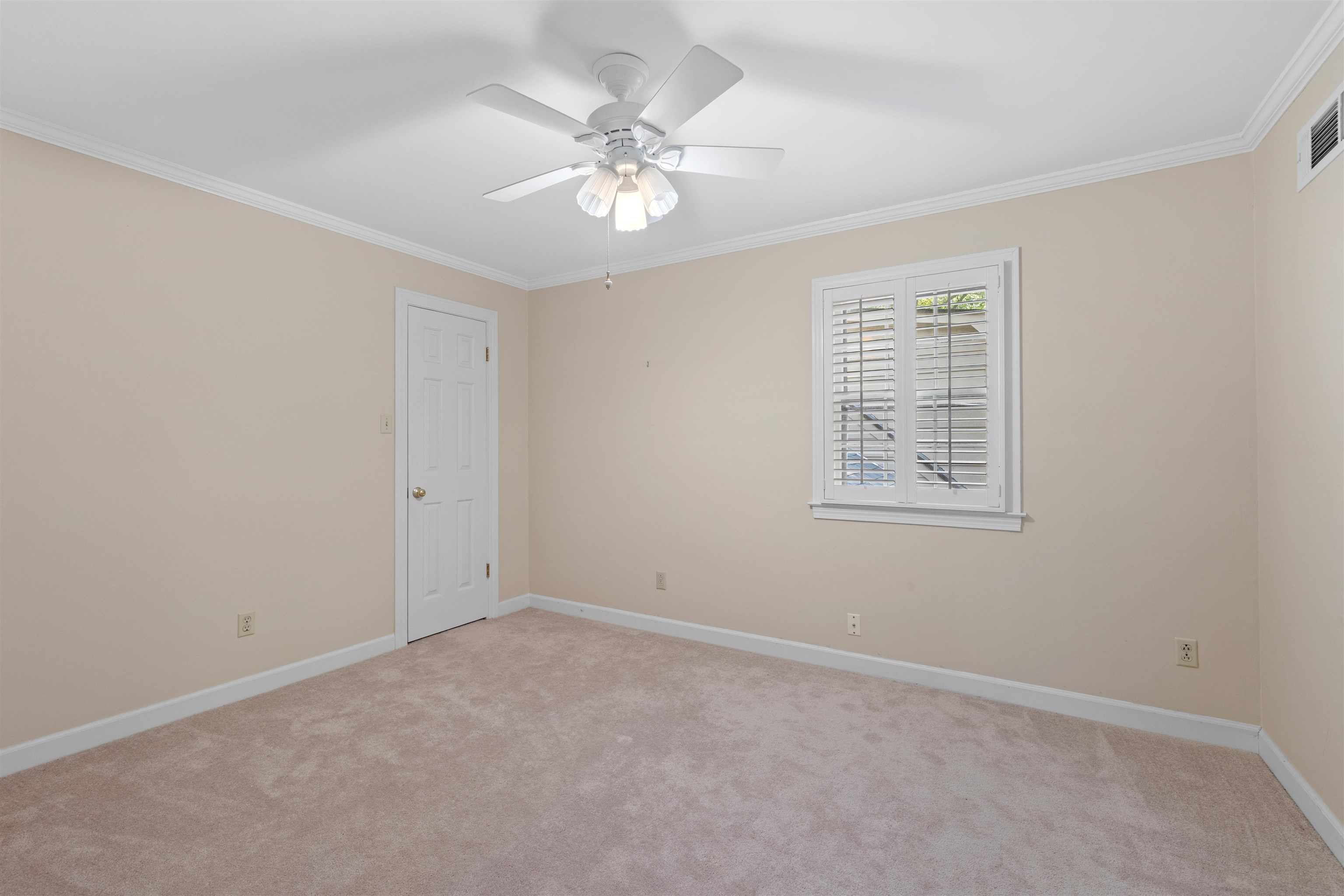 2784 Fox Creek Dr Property Photo 31