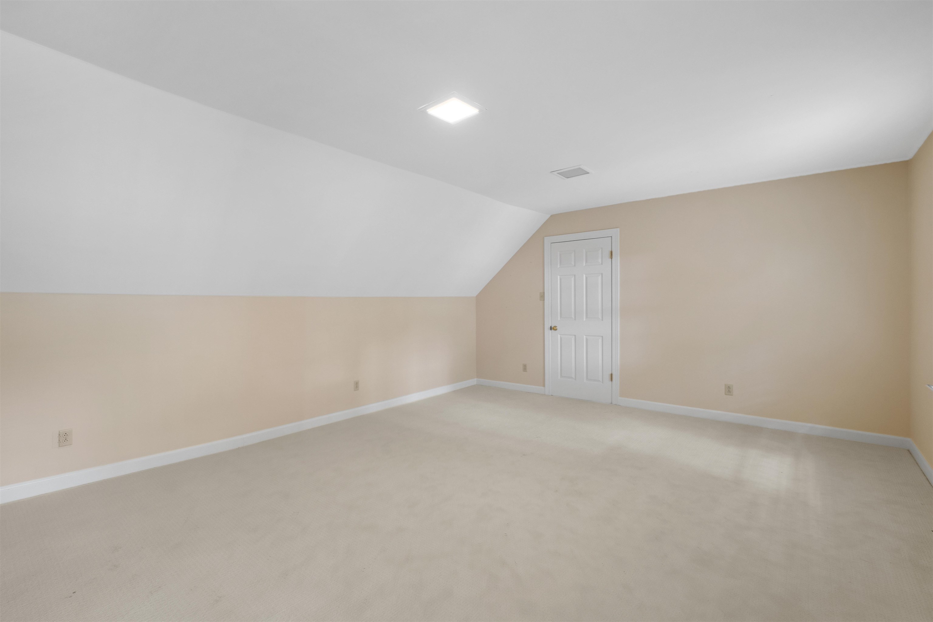 2784 Fox Creek Dr Property Photo 39