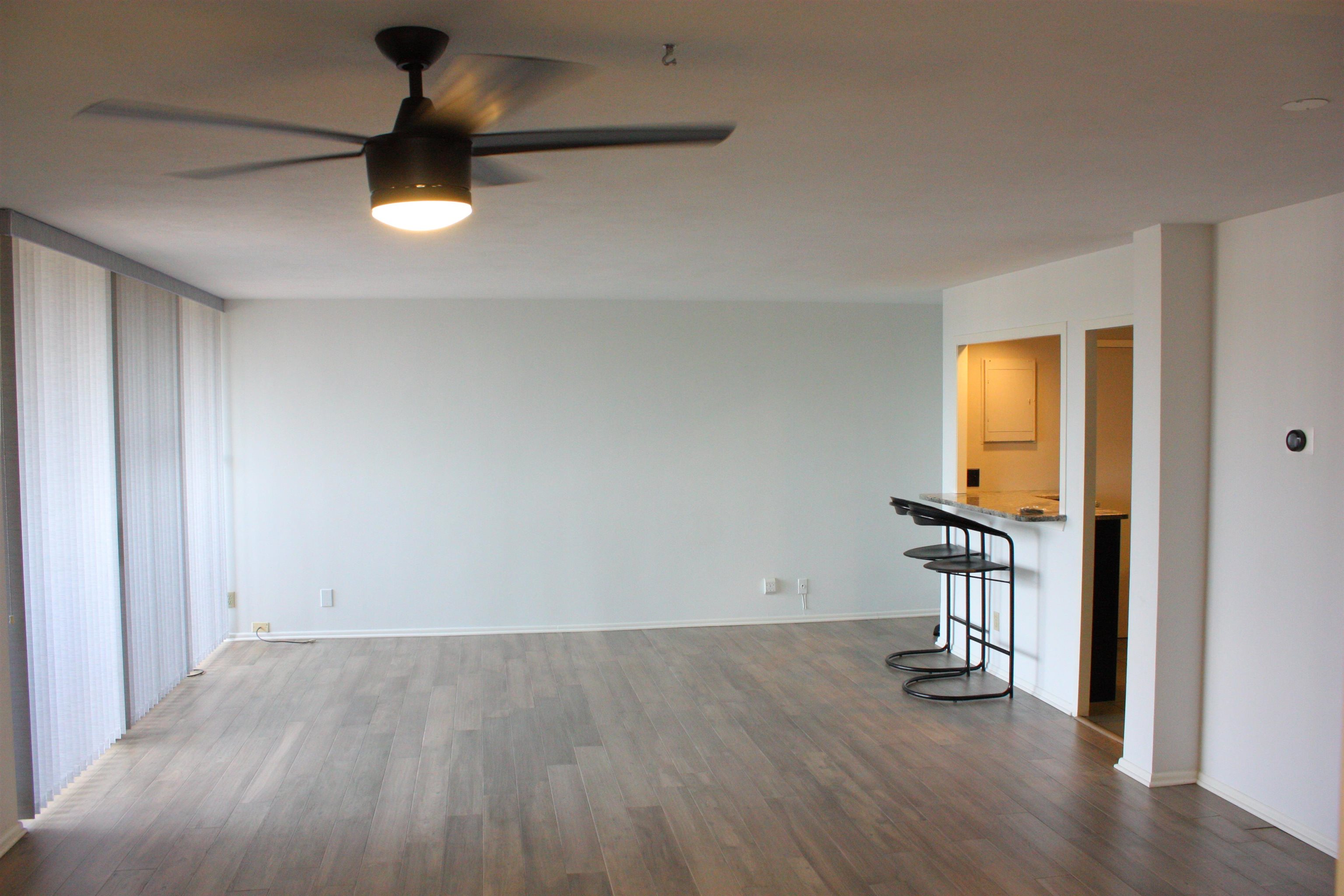 2277 Union Ave 502 Property Photo 6