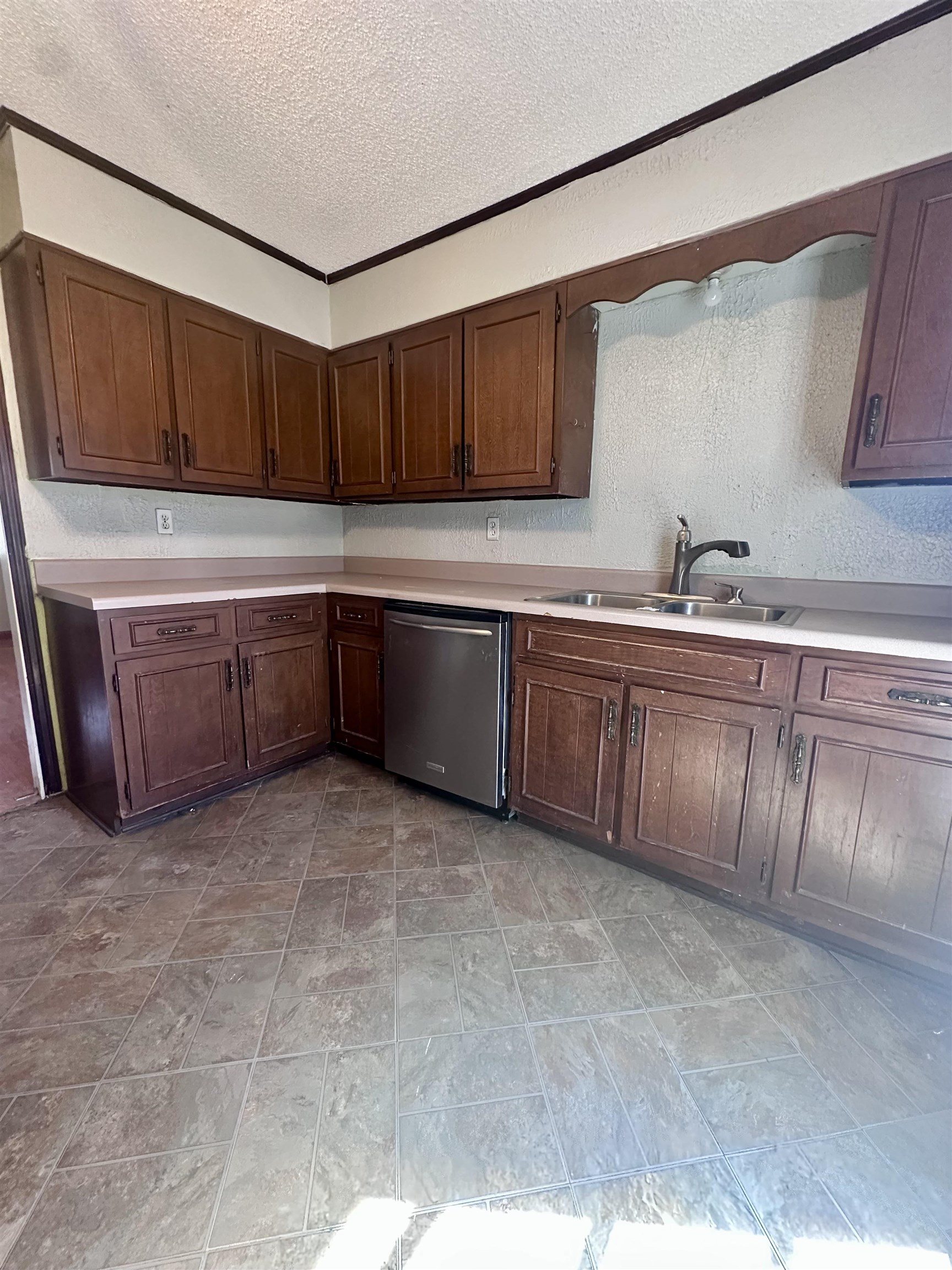 10591 Woolsey Rd Property Photo 13