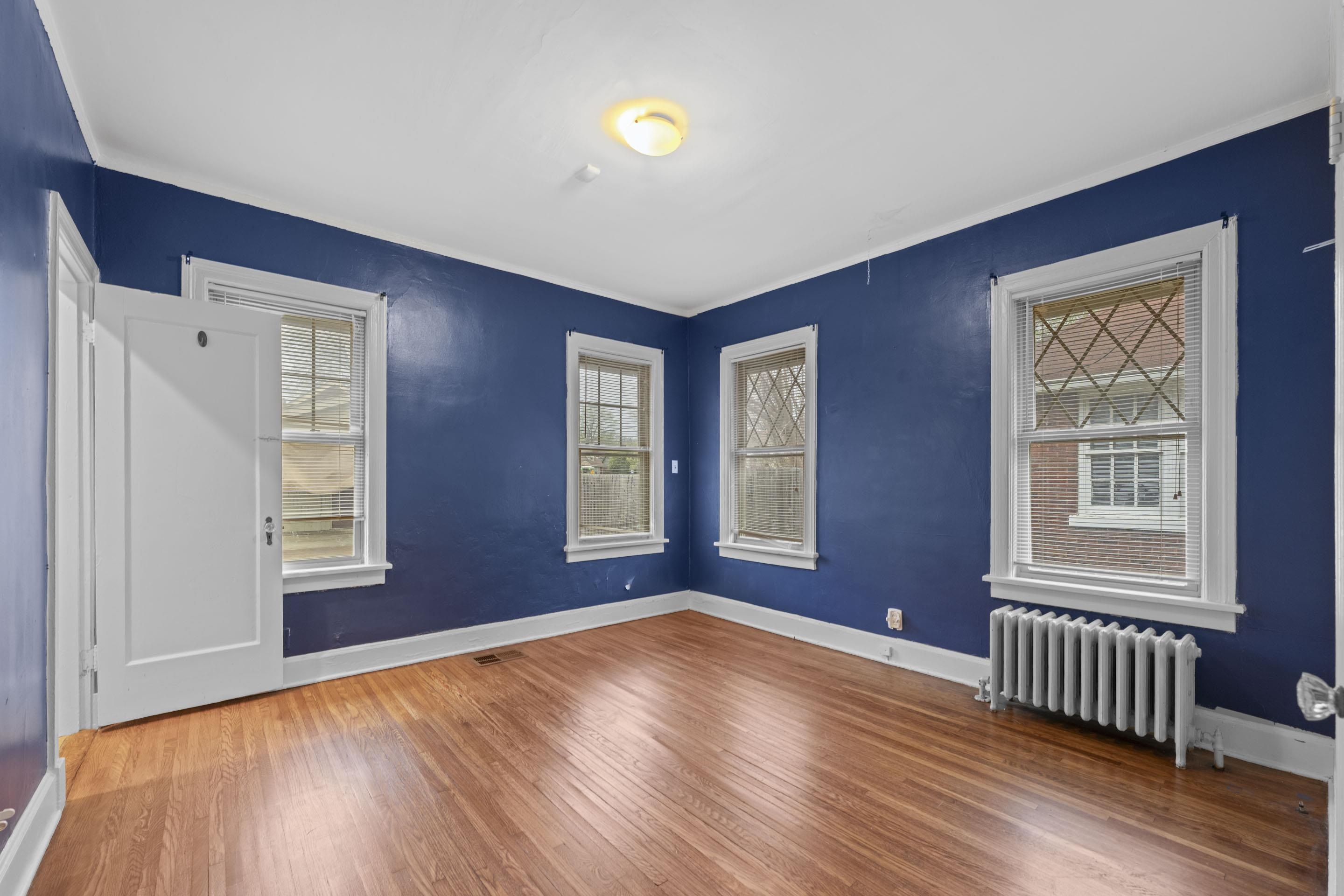 929 University St Property Photo 14