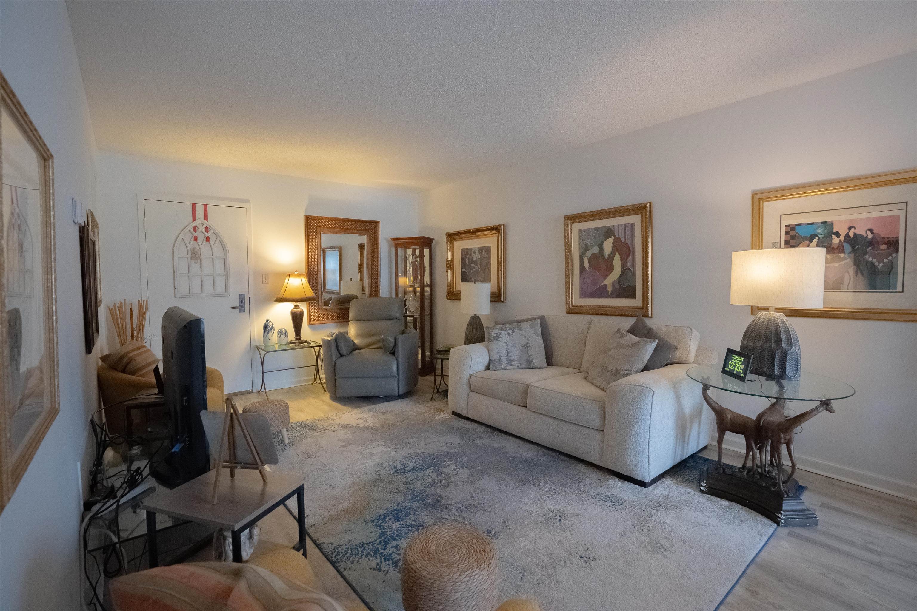 3589 Covington Pike 201 Property Photo 4