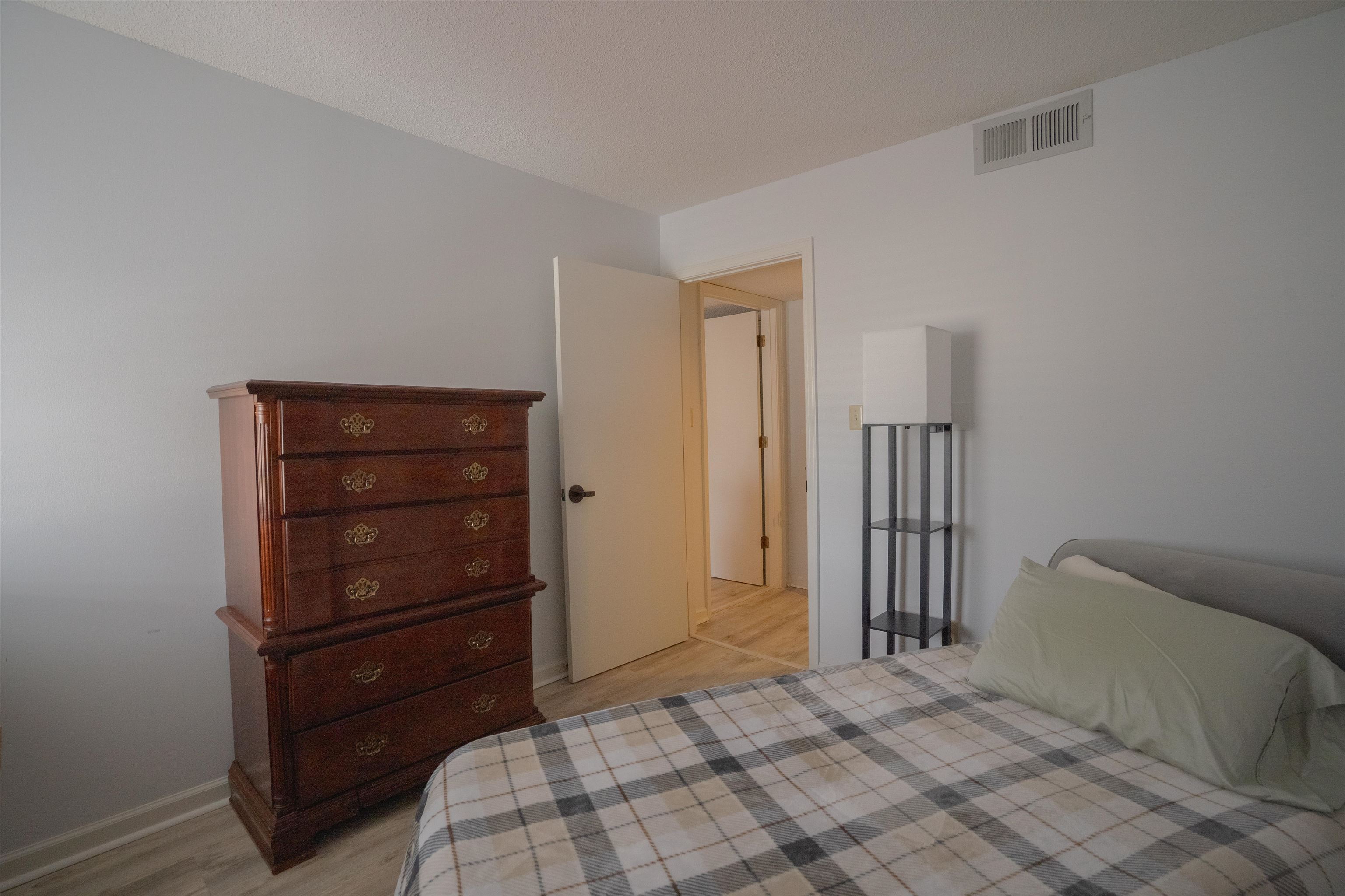 3589 Covington Pike 201 Property Photo 11