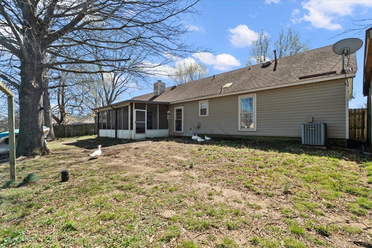 7360 Vondel Cv Property Photo 24