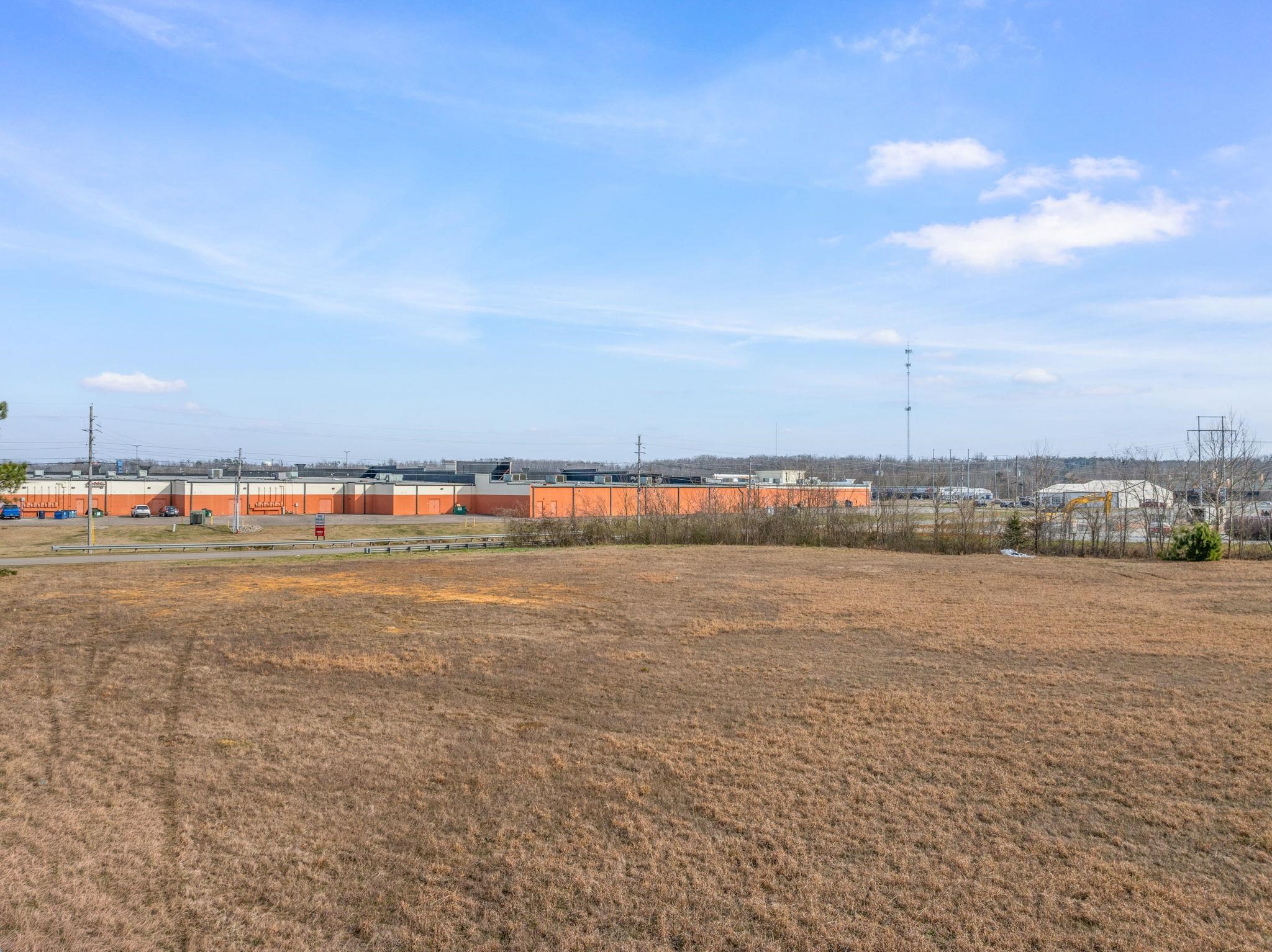 Tbd S Parkway St Property Photo 24