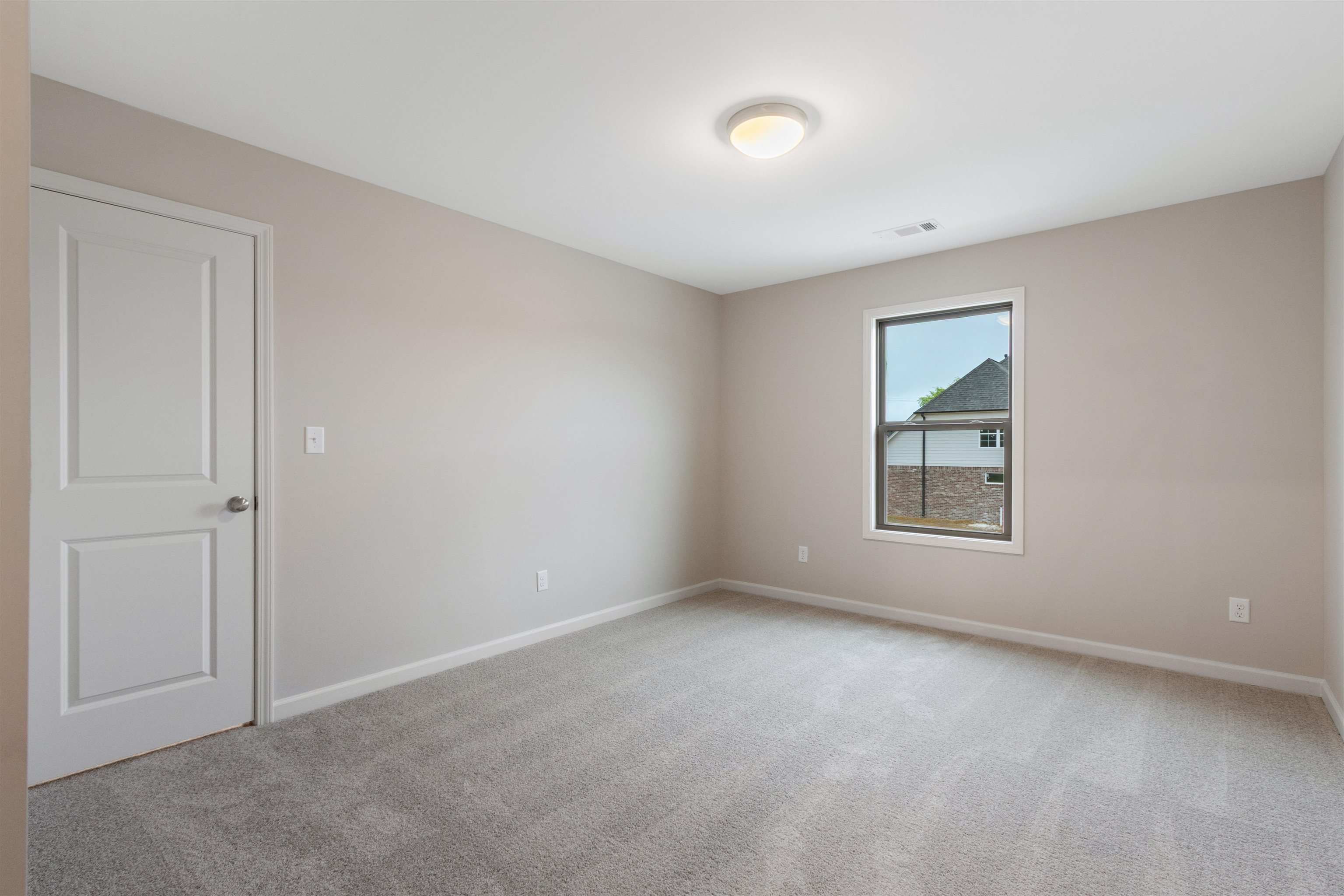 5322 Buttercup Ln Property Photo 18