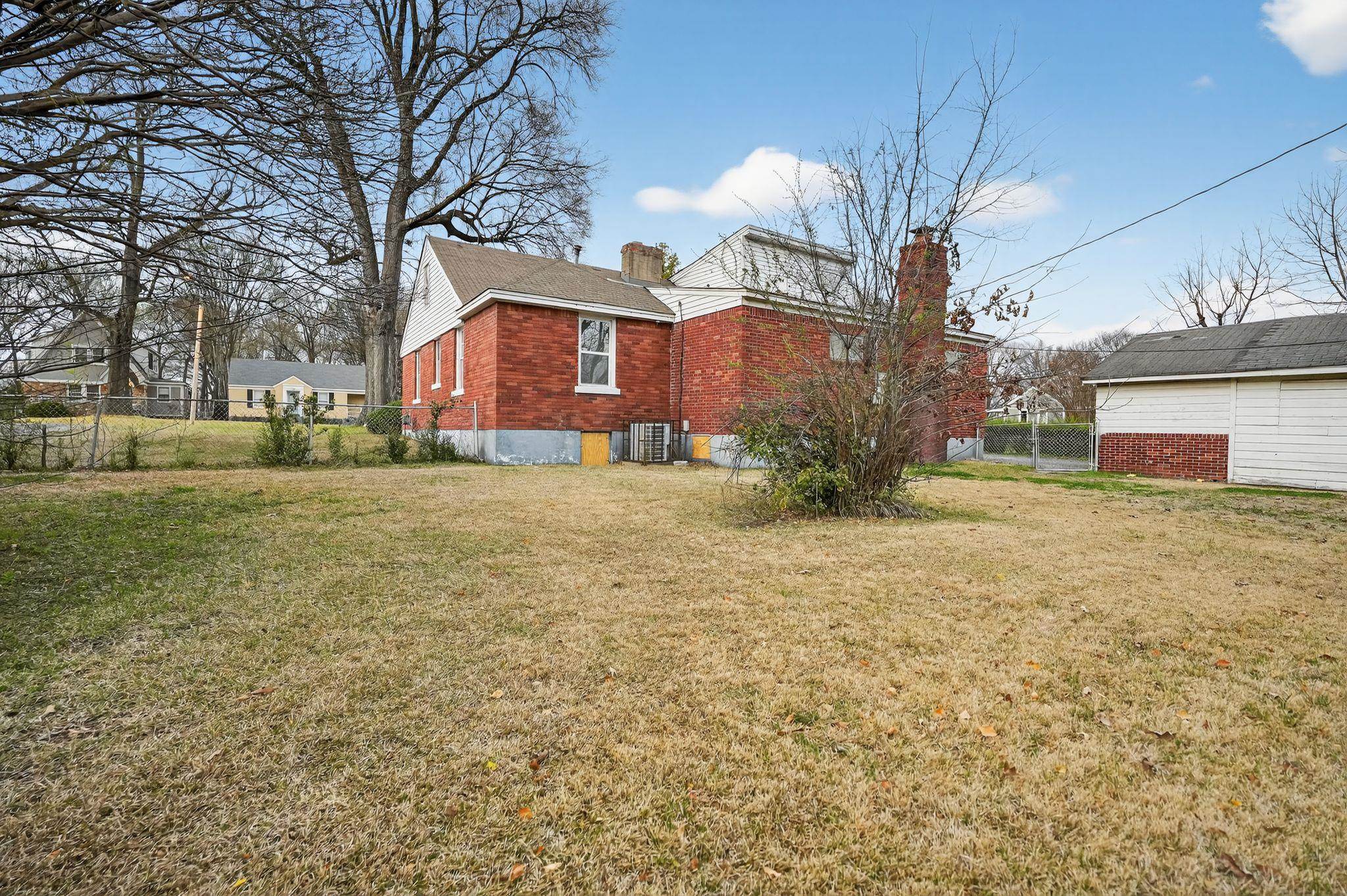 61 E Fernwood Ave Property Photo 10