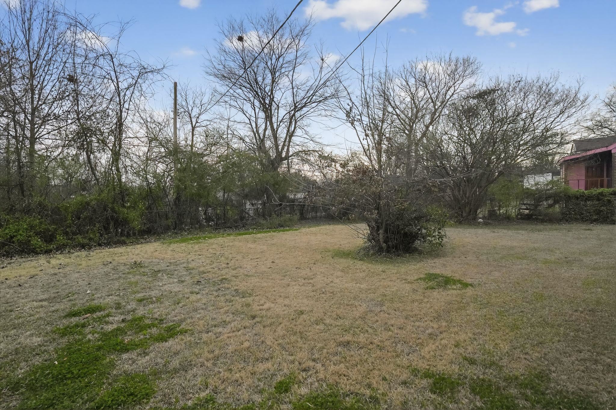 61 E Fernwood Ave Property Photo 12