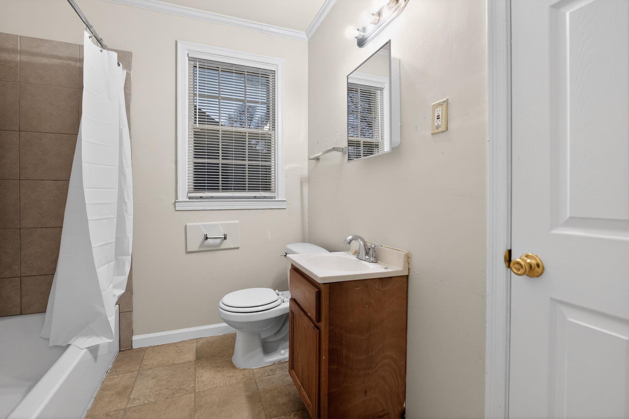 61 E Fernwood Ave Property Photo 28