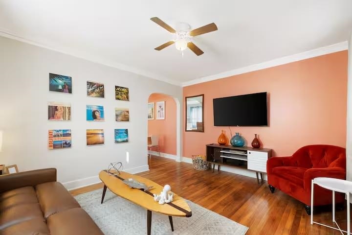 217 N Hollywood St Property Photo 33