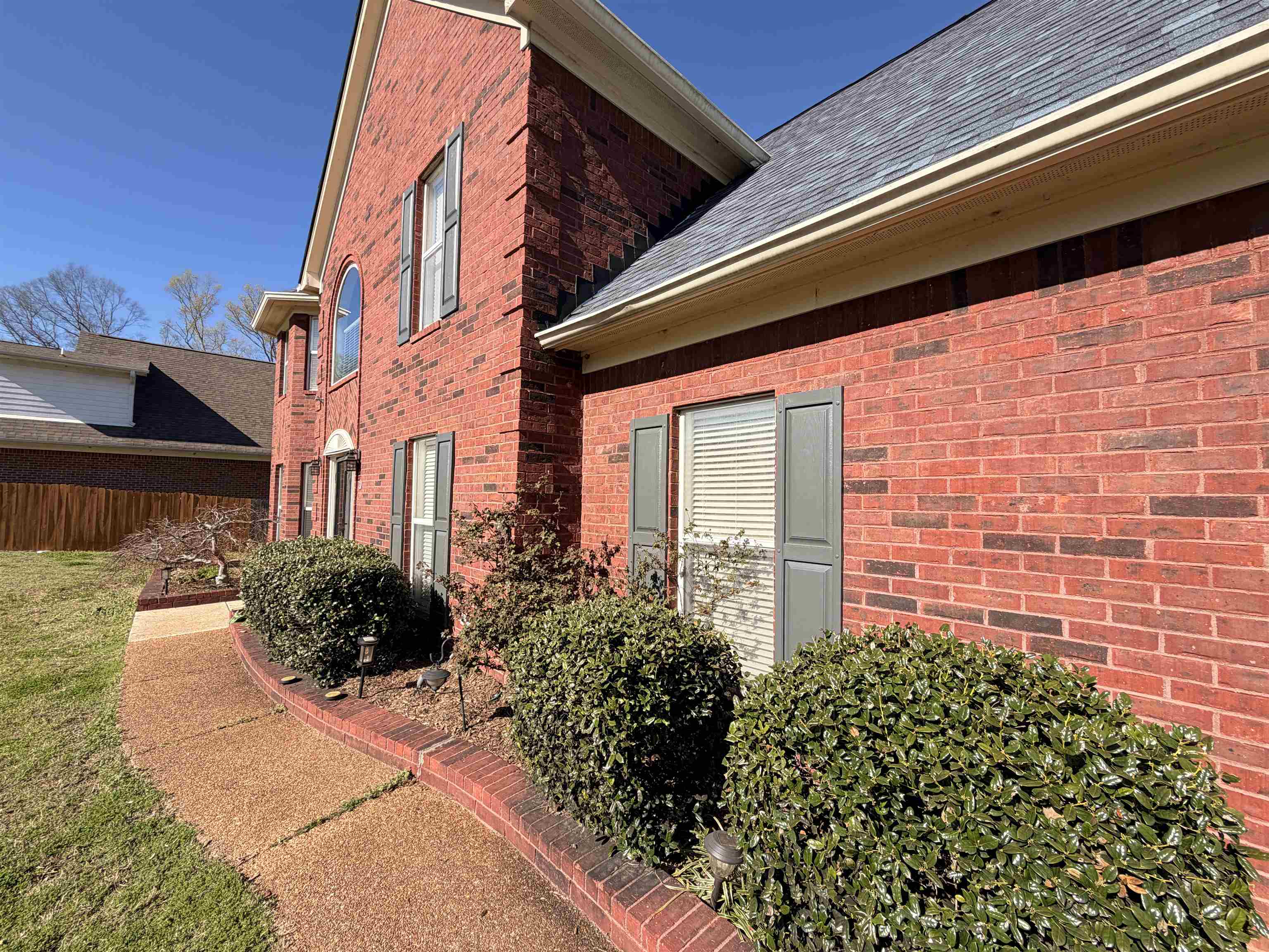 30 Woodmont Dr Property Photo 6