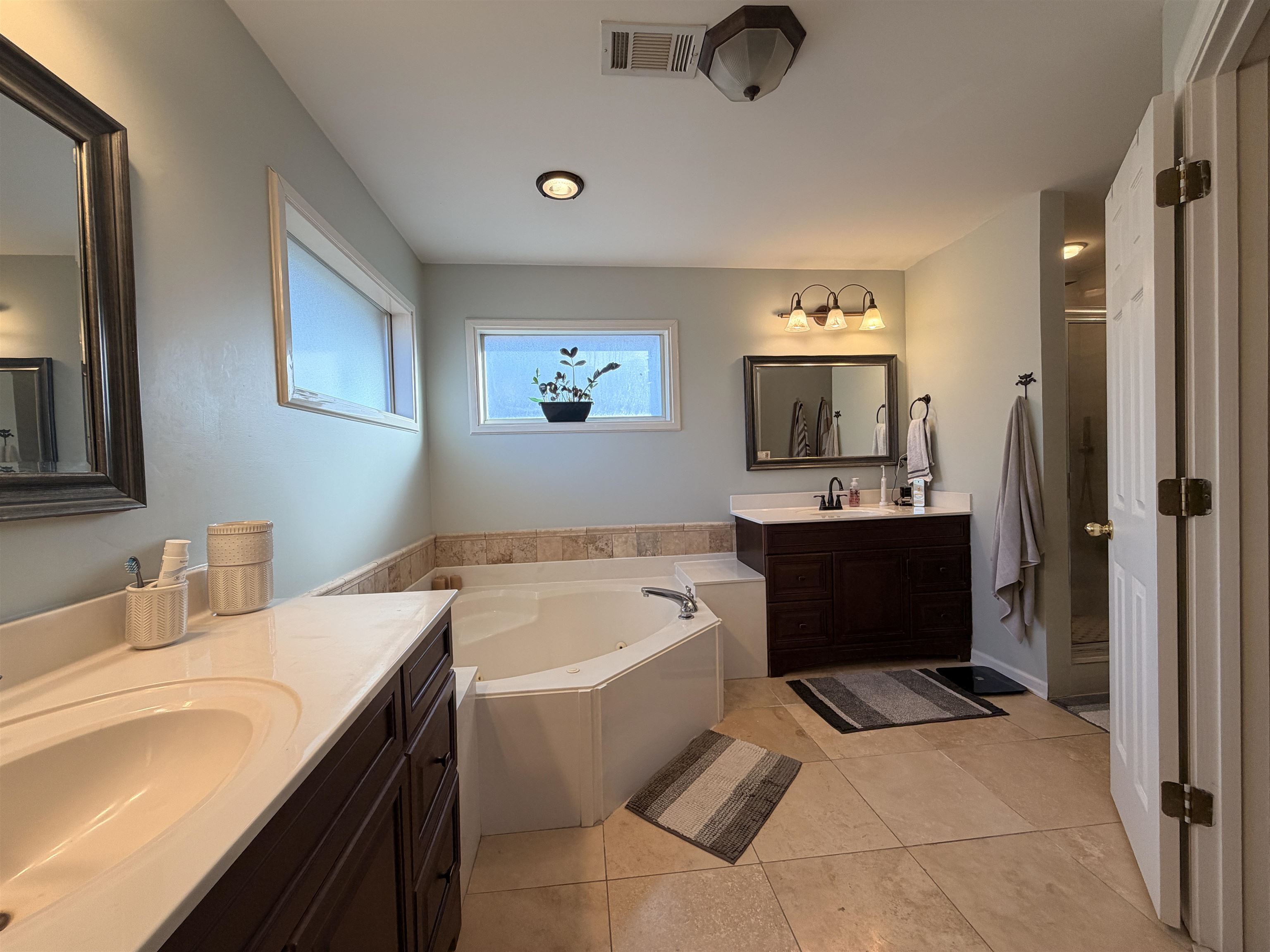 30 Woodmont Dr Property Photo 18