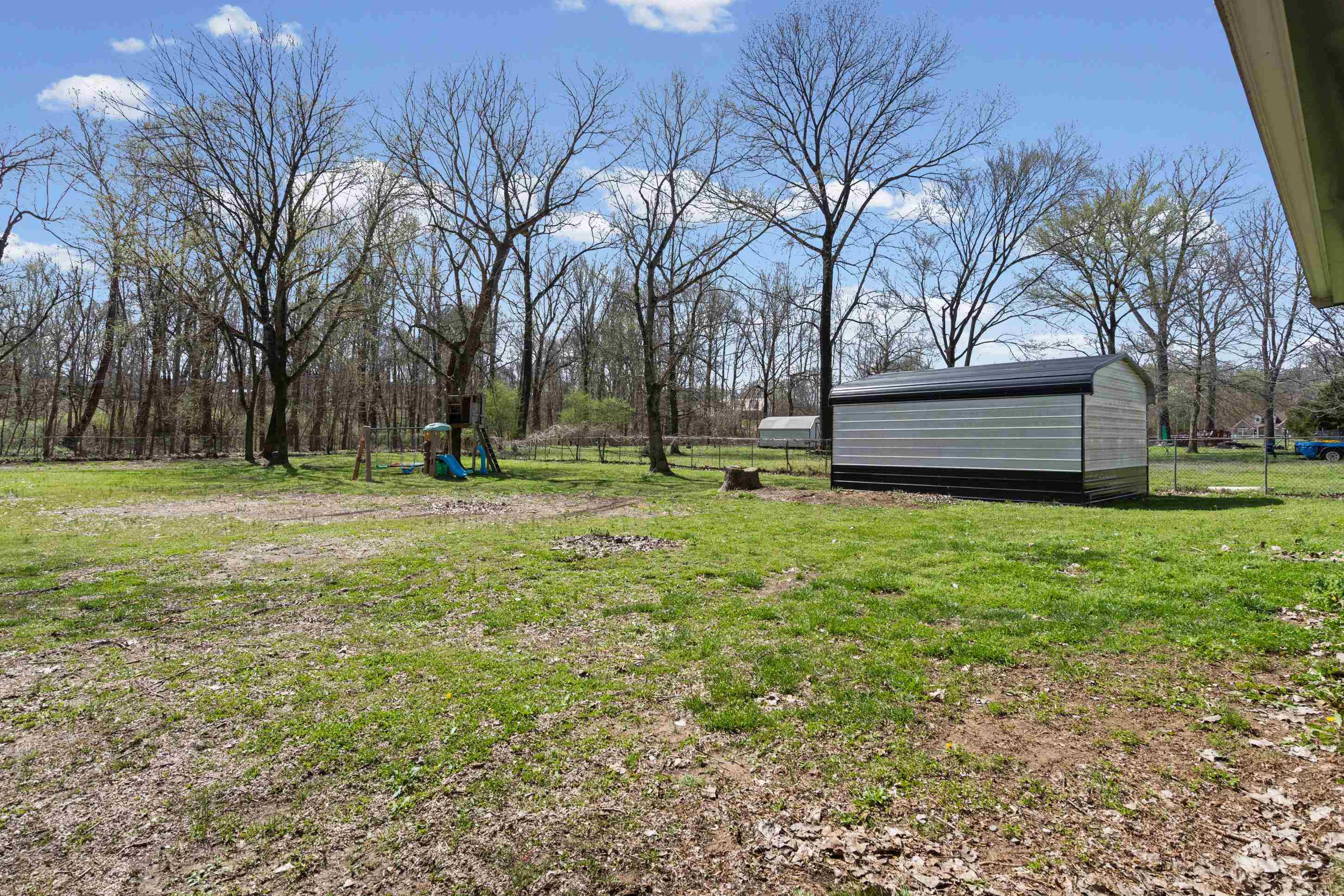 511 E Rae Dr Property Photo 23