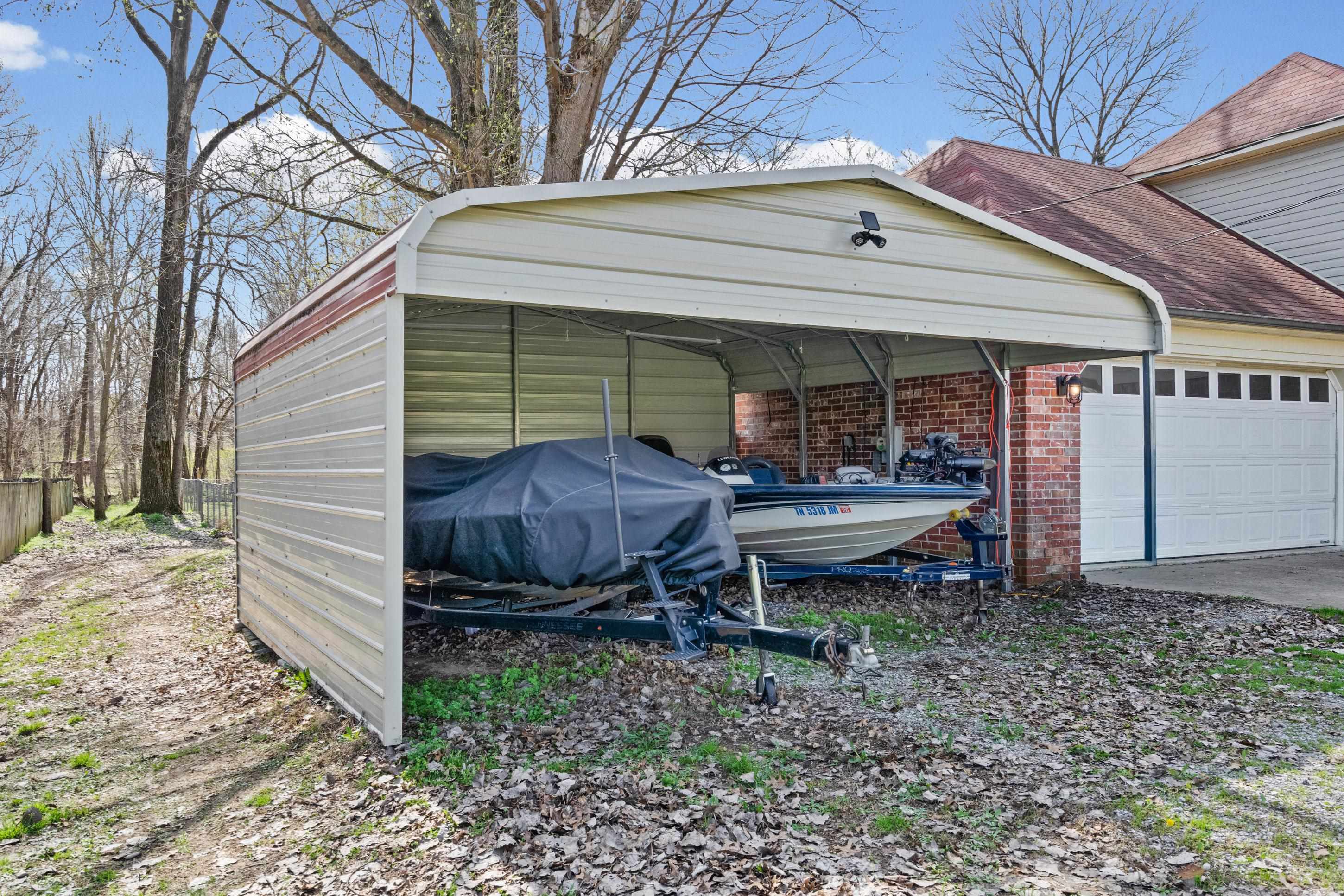 511 E Rae Dr Property Photo 27