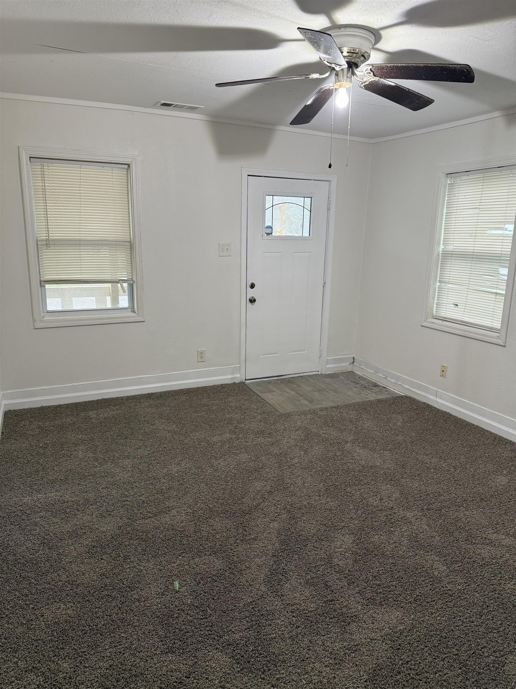 1401 Michigan St Property Photo 4