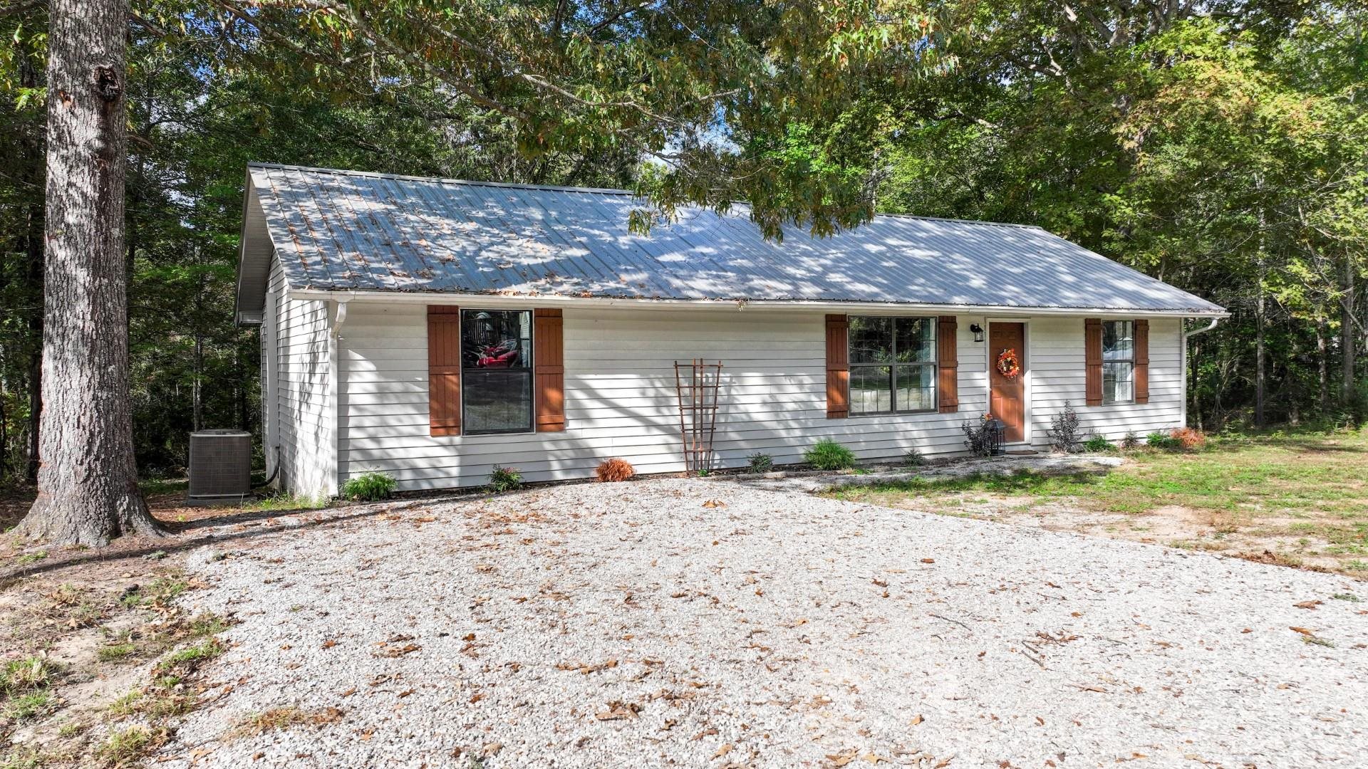 52 CR 341 RD Property Photo 1