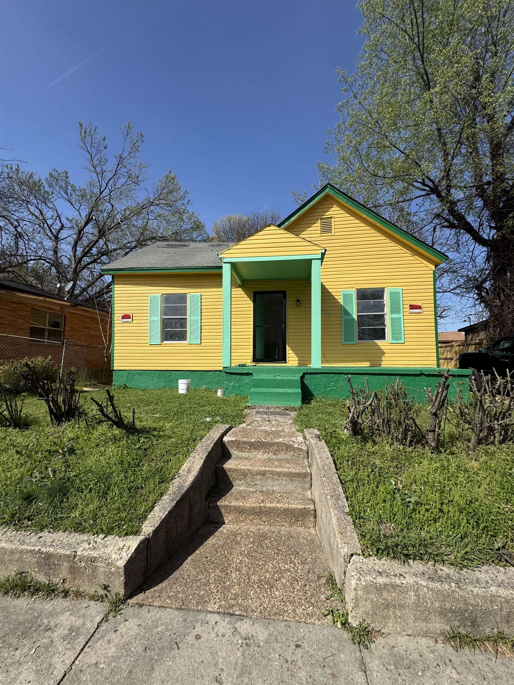 2548 Park Ave Property Photo 1
