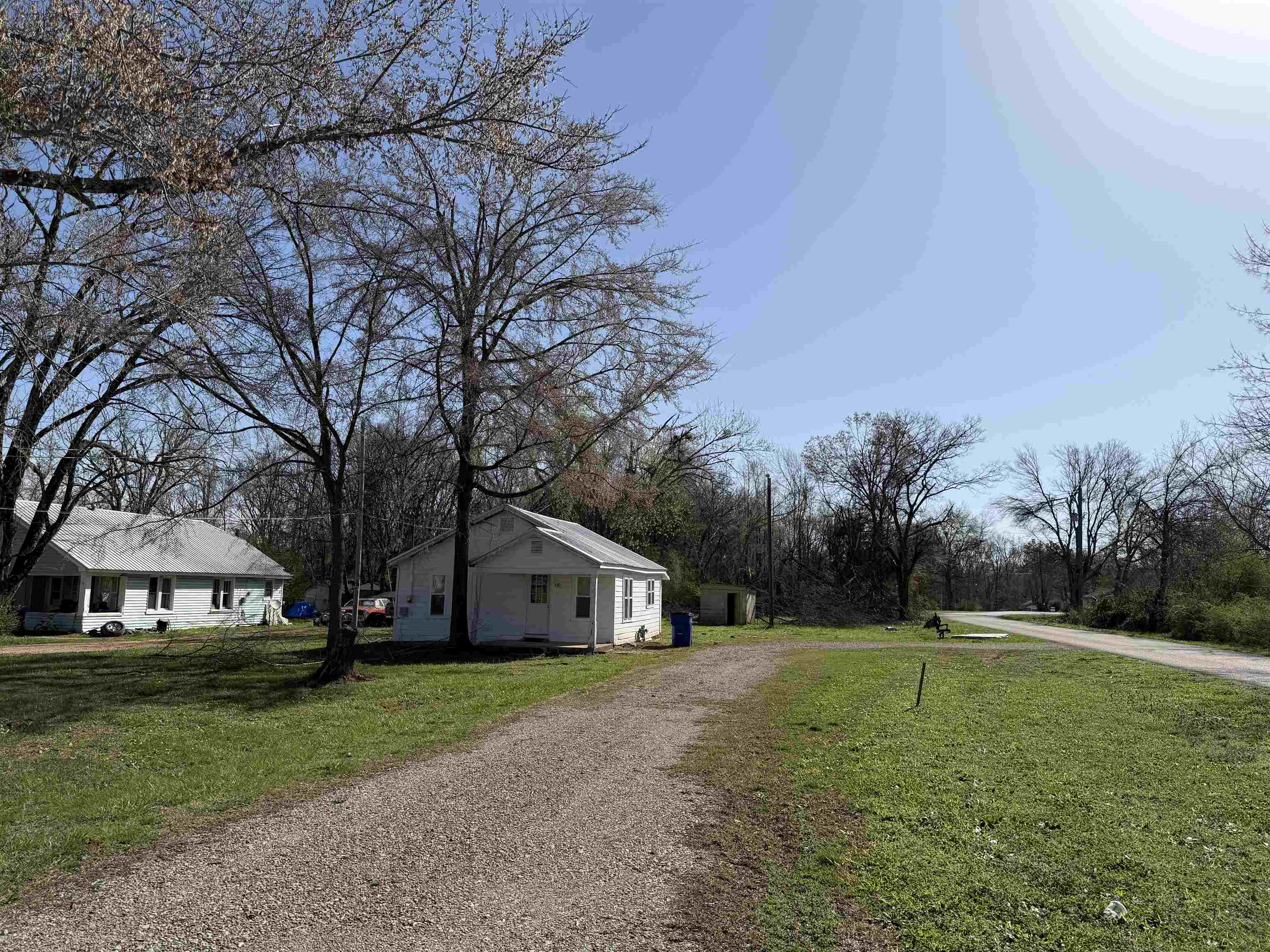 680 Patterson Rd Property Photo 3