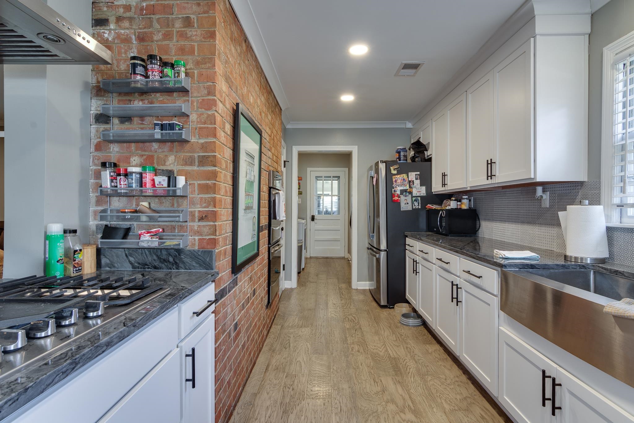 6764 Sunburst Cv Property Photo 6