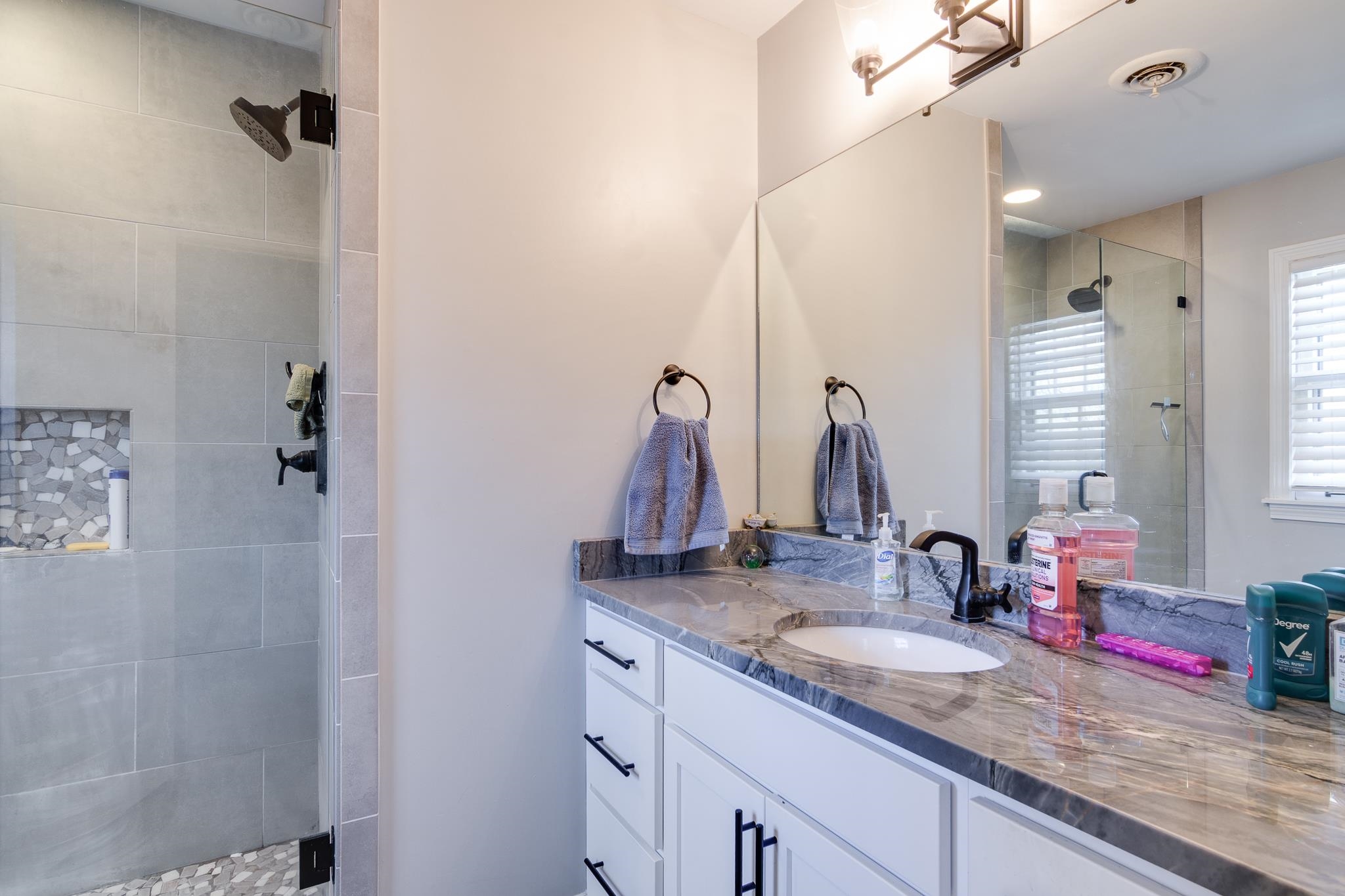 6764 Sunburst Cv Property Photo 29