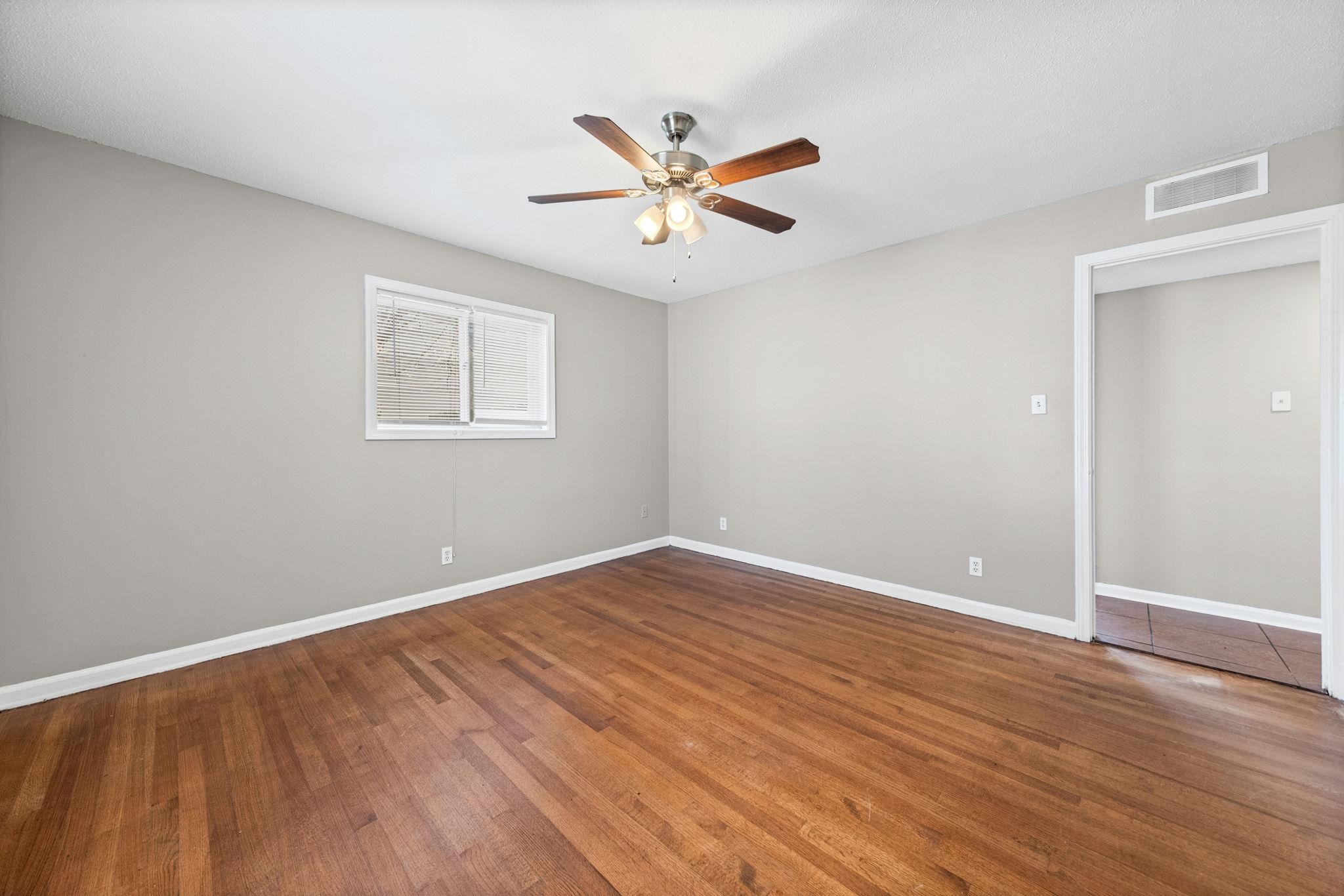 4253 Cottonwood Rd Property Photo 7