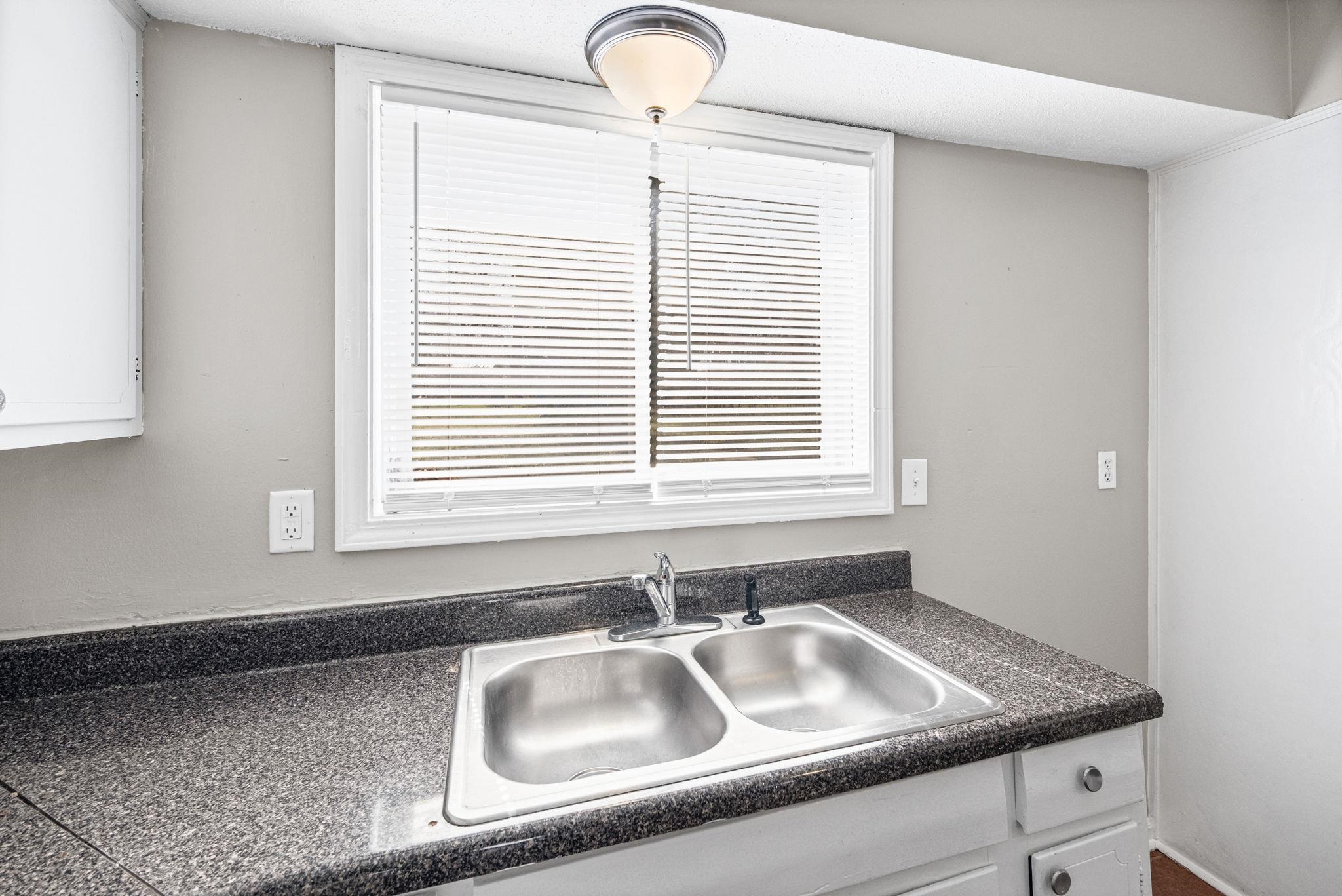 4253 Cottonwood Rd Property Photo 13