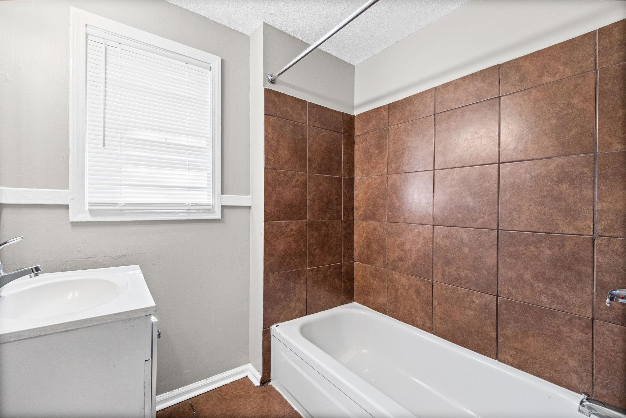 4253 Cottonwood Rd Property Photo 15