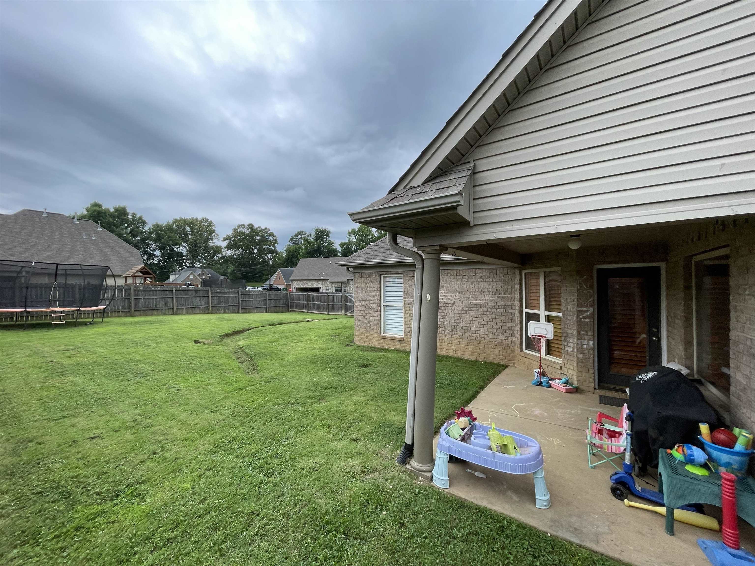 205 Hackberry Cv Property Photo 4