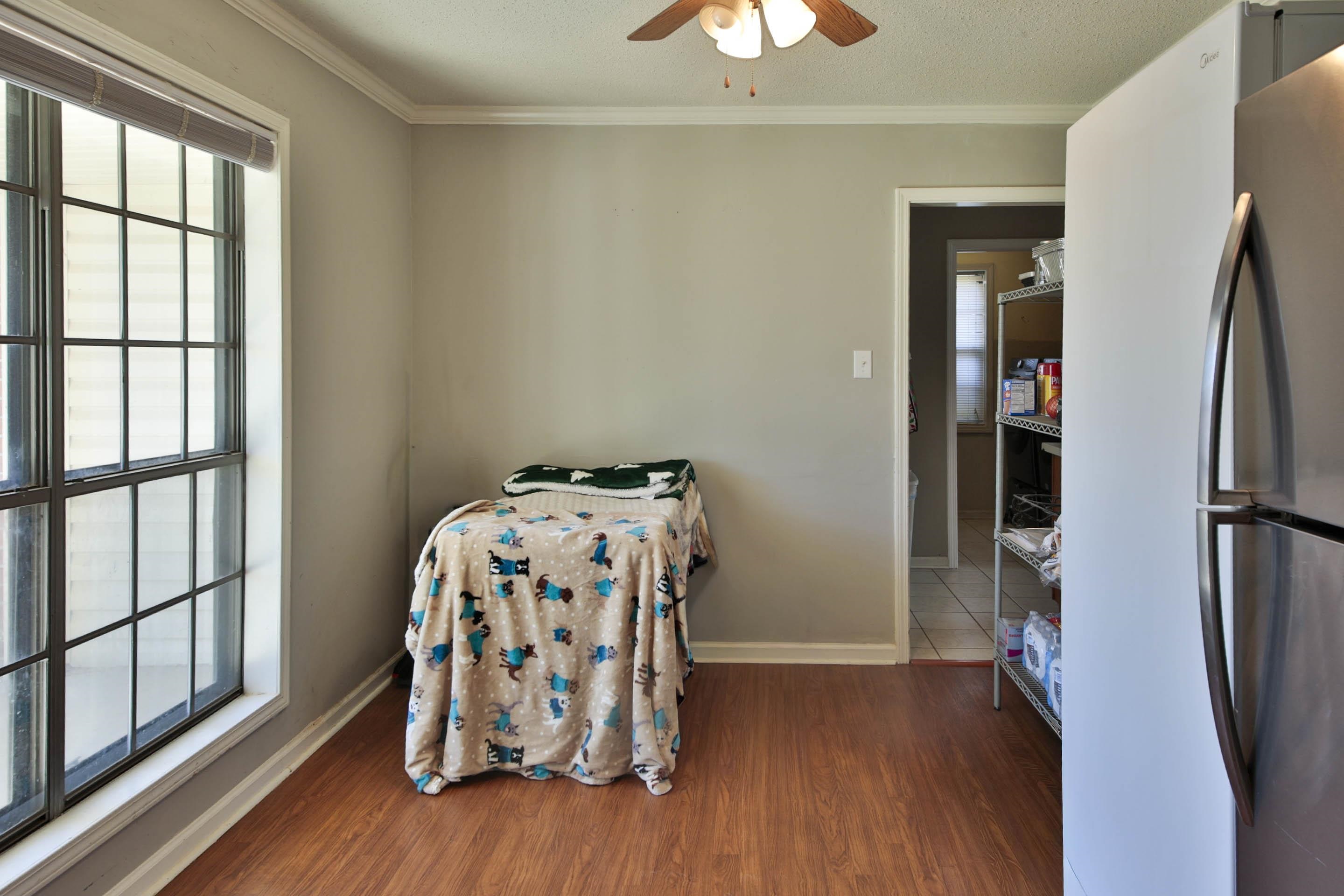 6388 Briergate Dr Property Photo 5