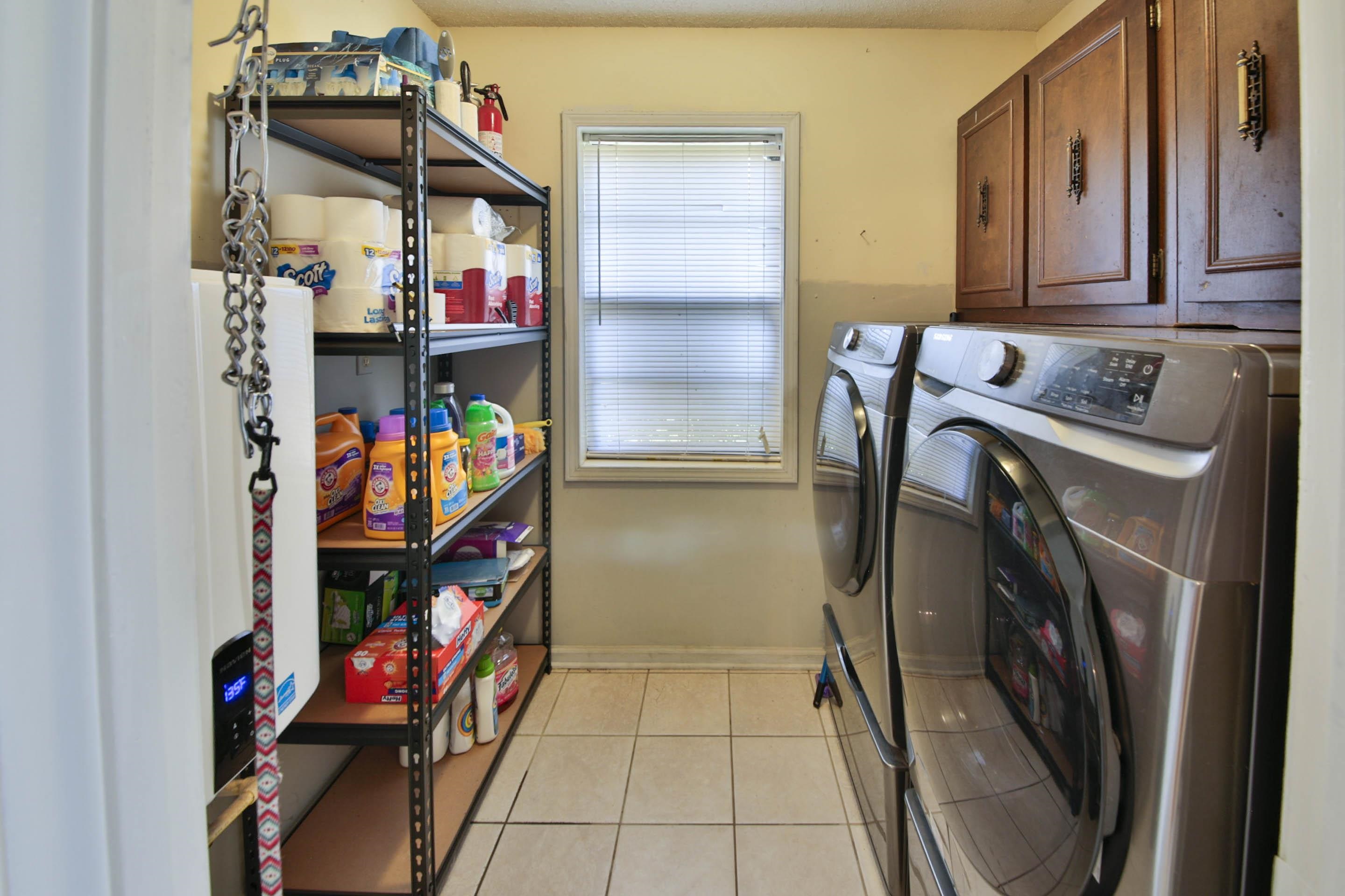 6388 Briergate Dr Property Photo 17