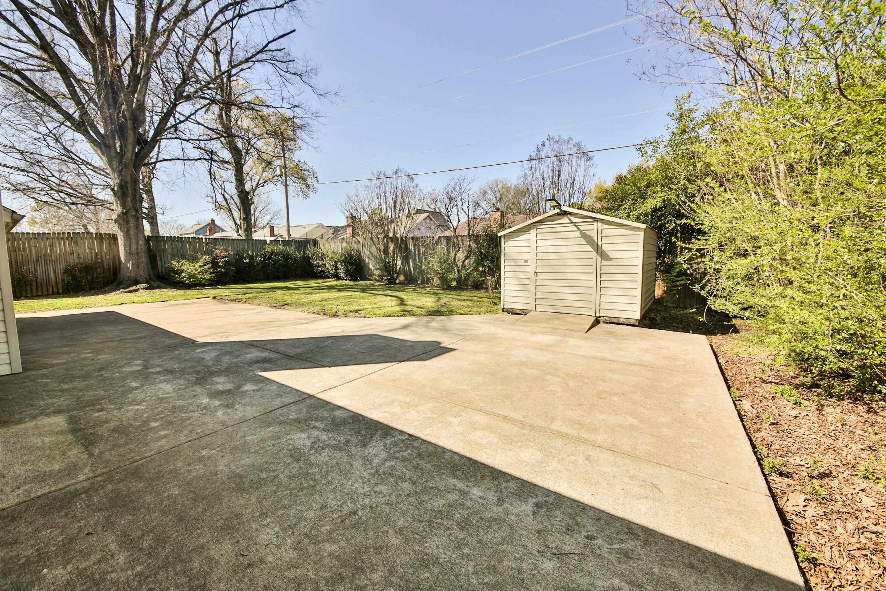 6388 Briergate Dr Property Photo 22