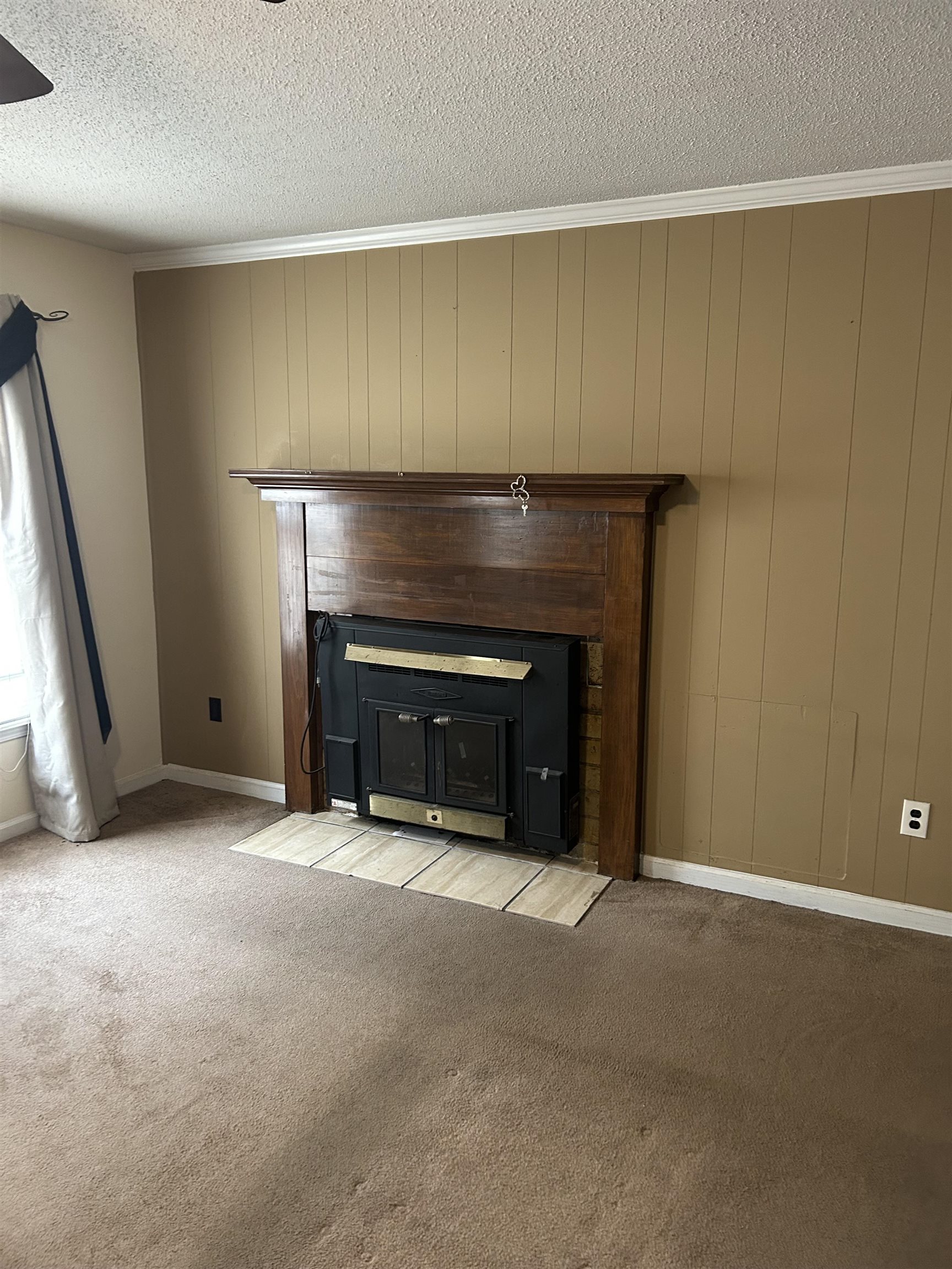 3647 Northcliffe Dr 1 Property Photo 8