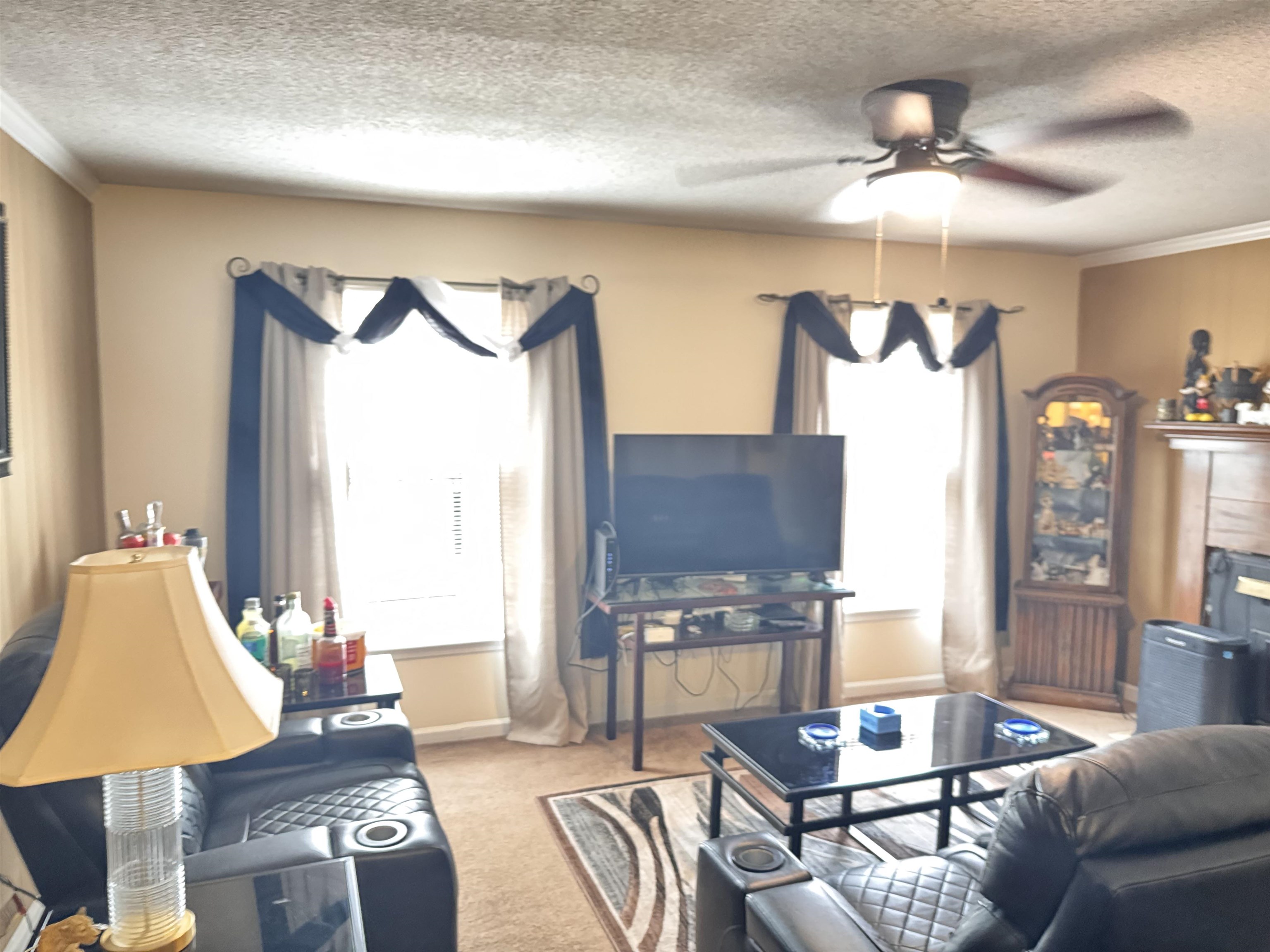 3647 Northcliffe Dr 1 Property Photo 9