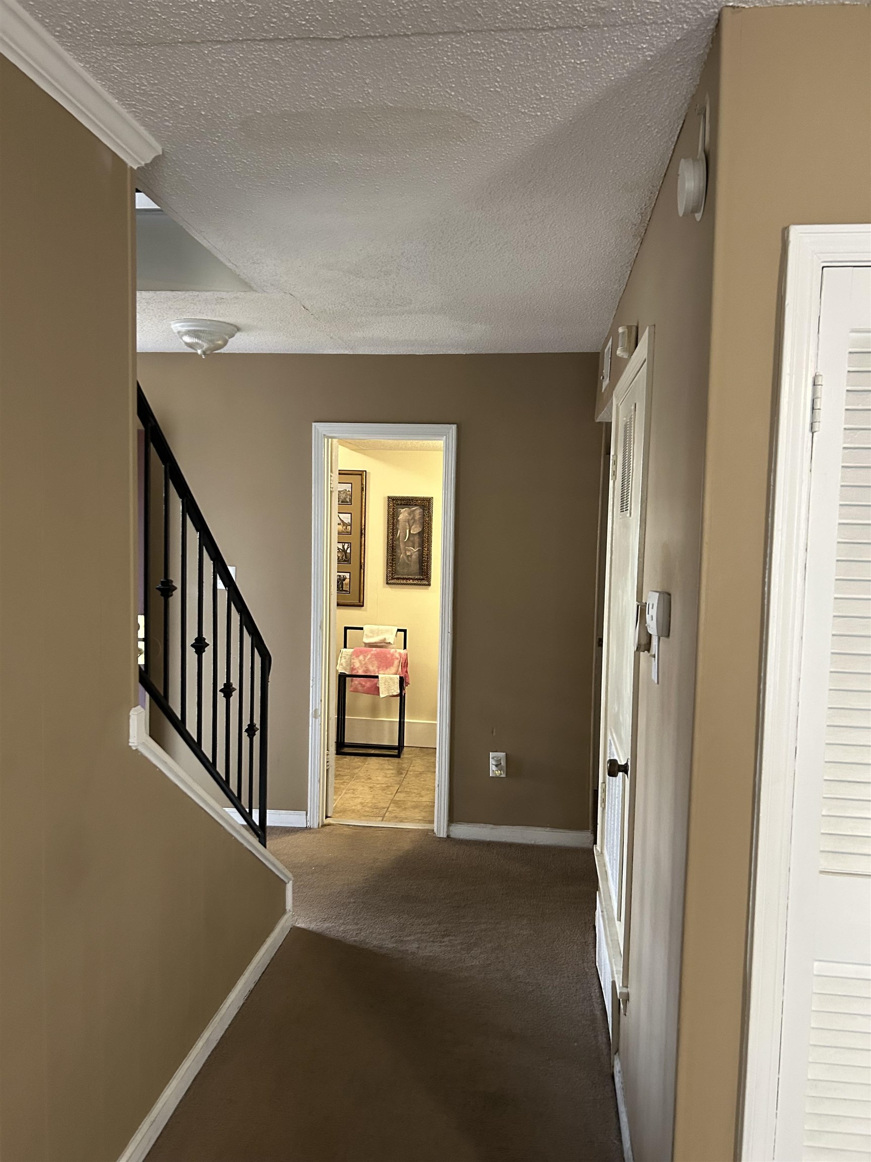 3647 Northcliffe Dr 1 Property Photo 17